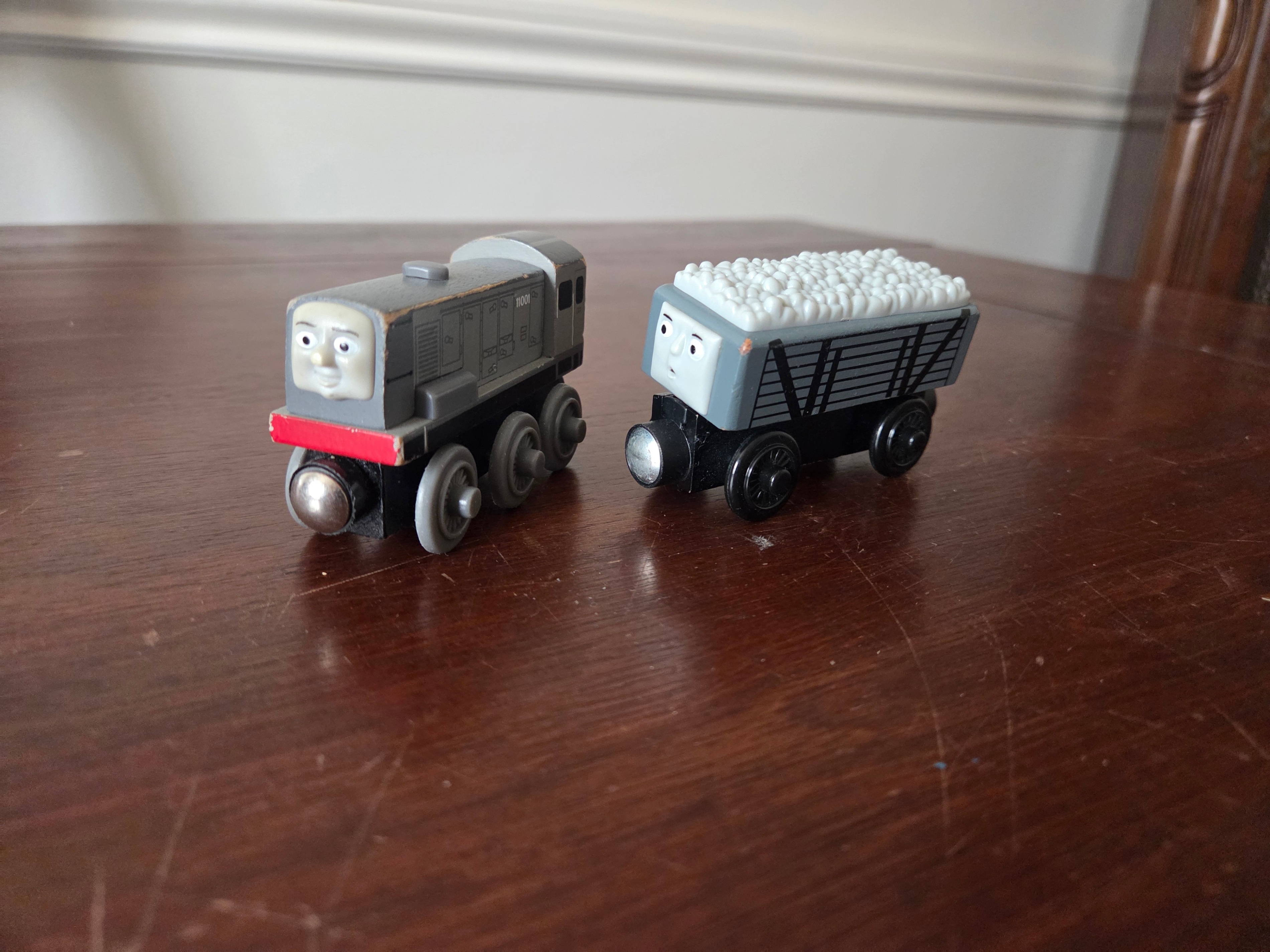 Dennis and Troublesome Truck from Thomas & Friends - photo 2
