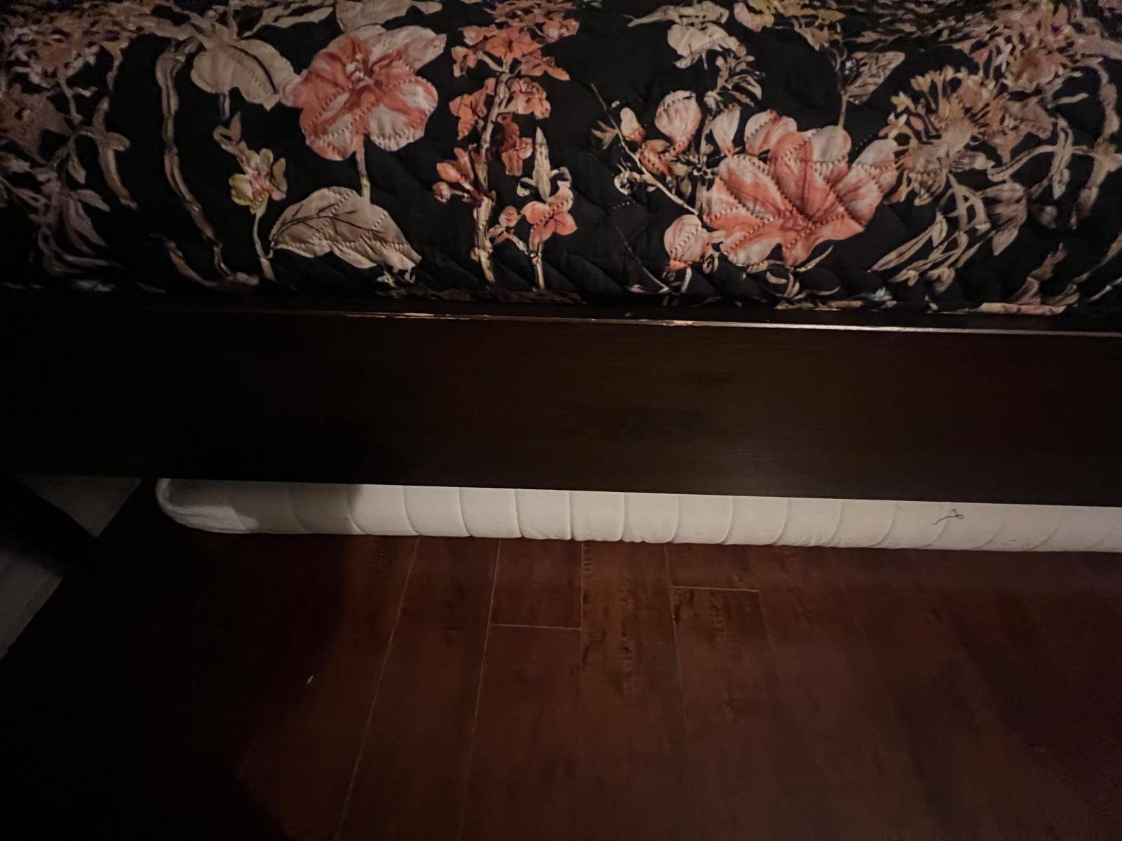 Ikea IDANAS bed frame (Queen size bed) - photo 3