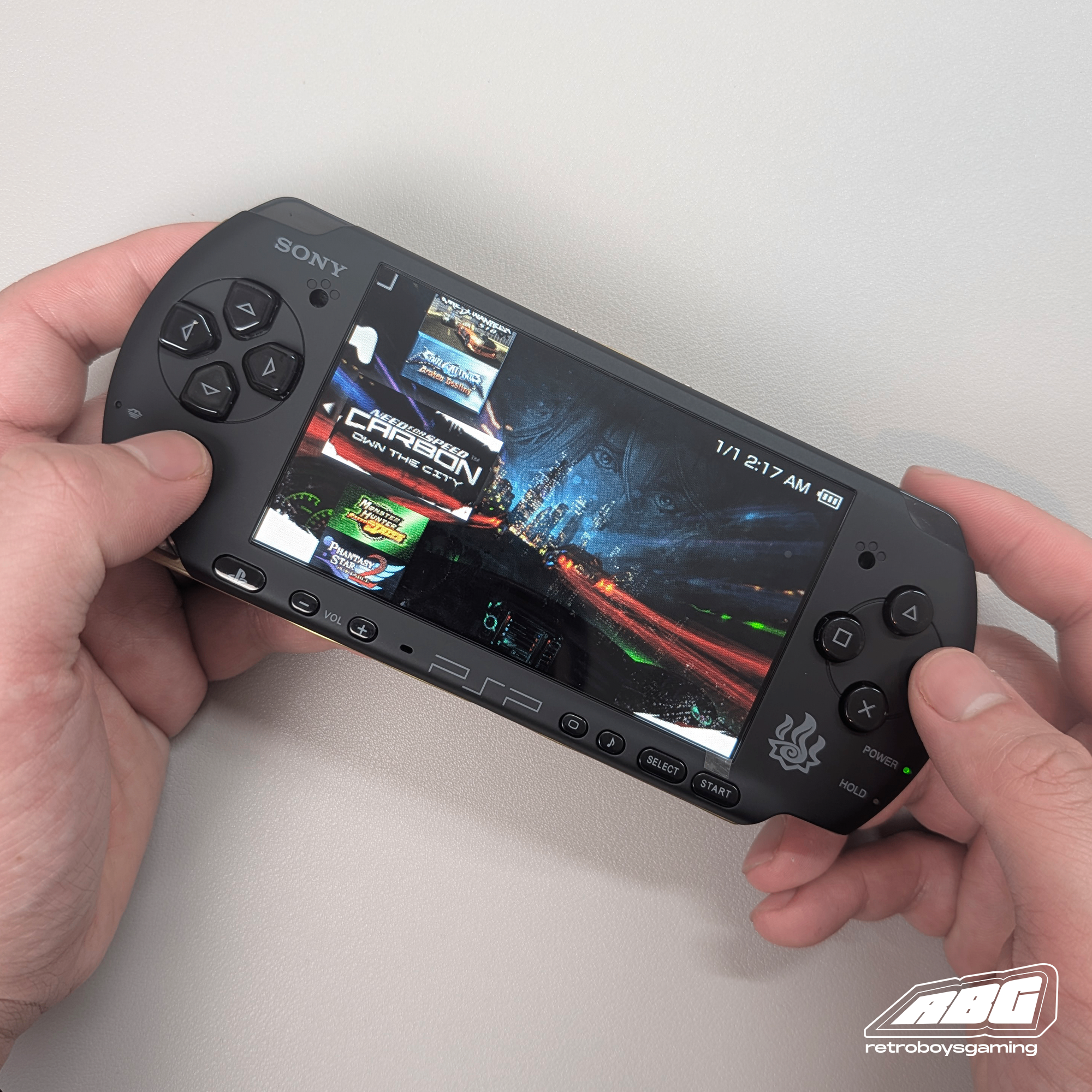 PSP3000 Monster Hunter reshell & IPS screen Modded - photo 4
