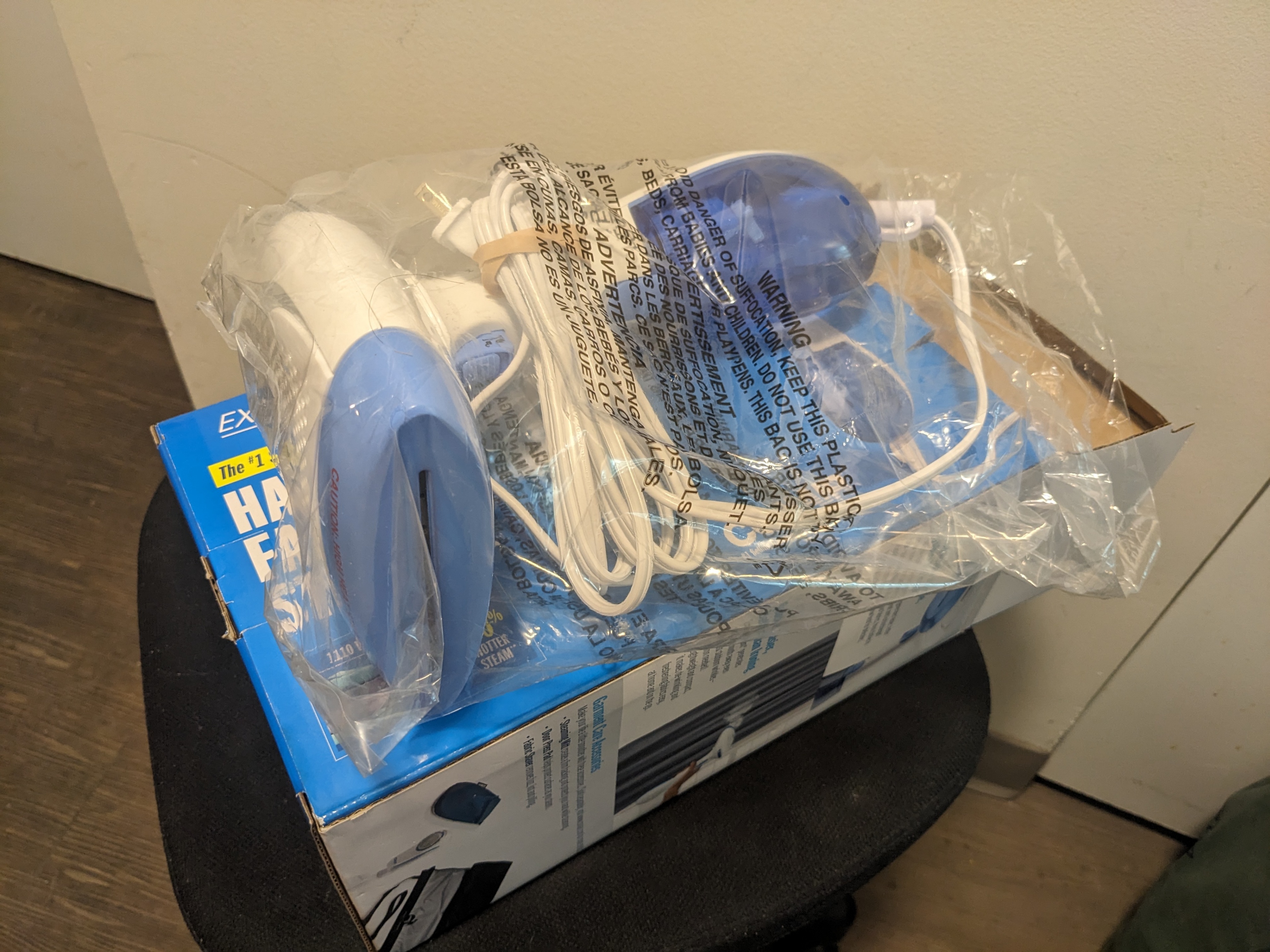 Conair Extreme Steam Handheld Fabric Steamer - photo 3