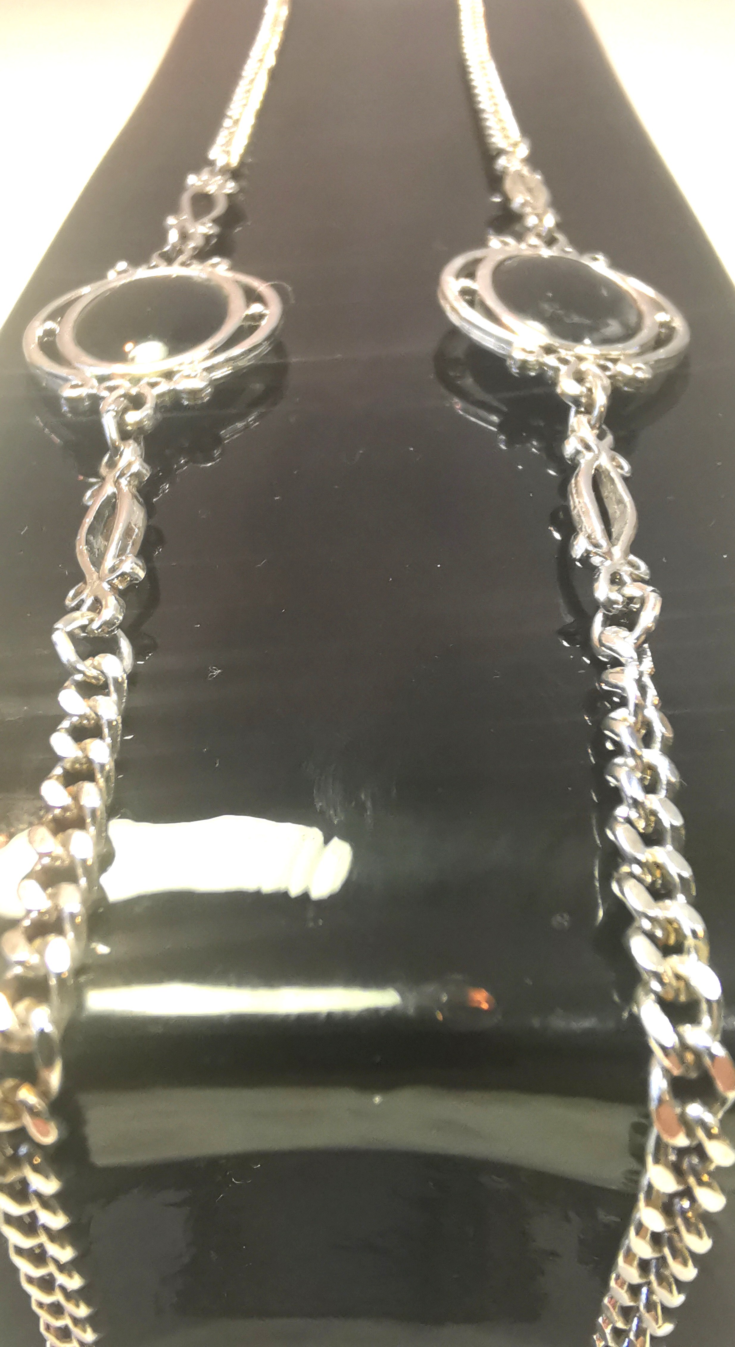 1976 Sarah Coventry Touch of Class Silver Tone Station Necklace - photo 3