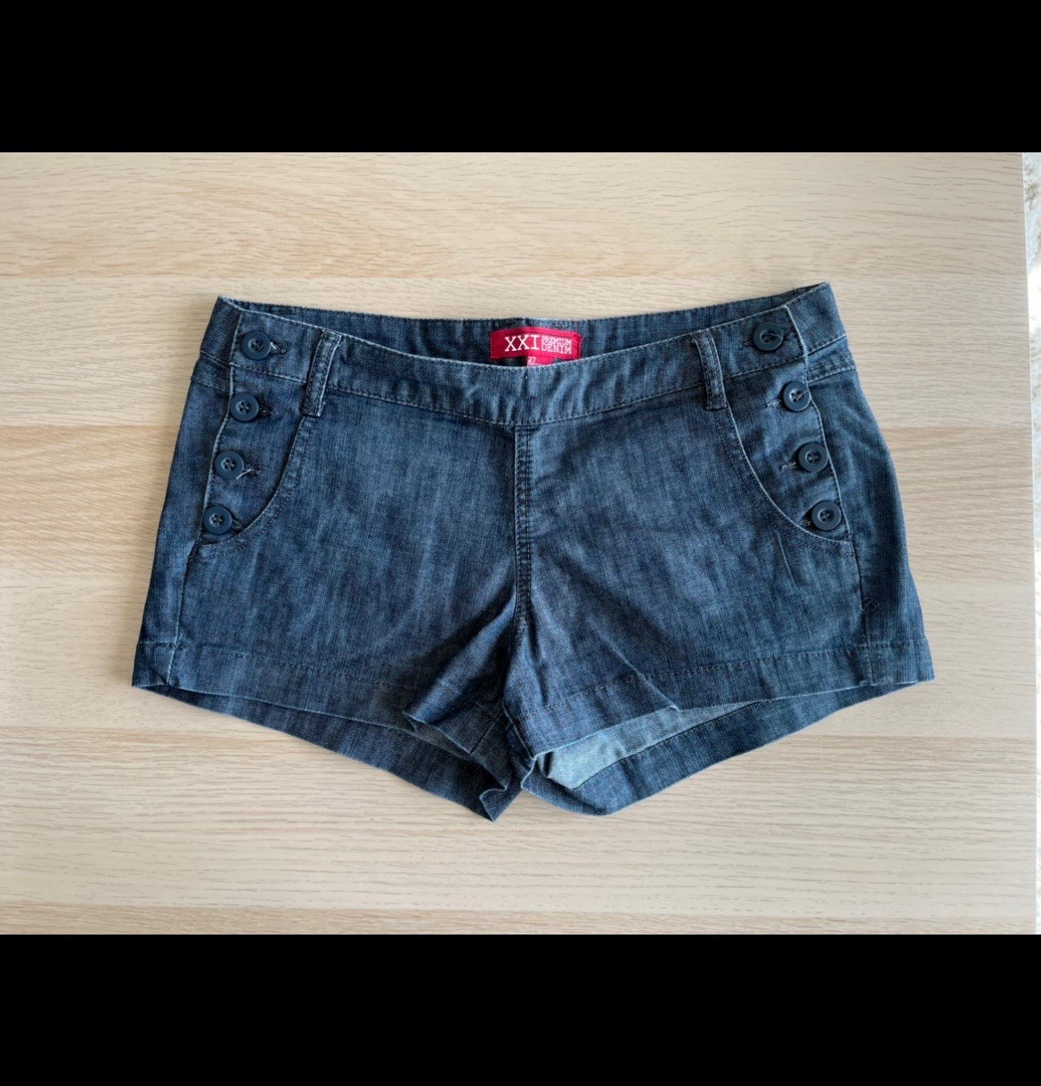 [NEW] Womens/Girls Button-Up Shorts