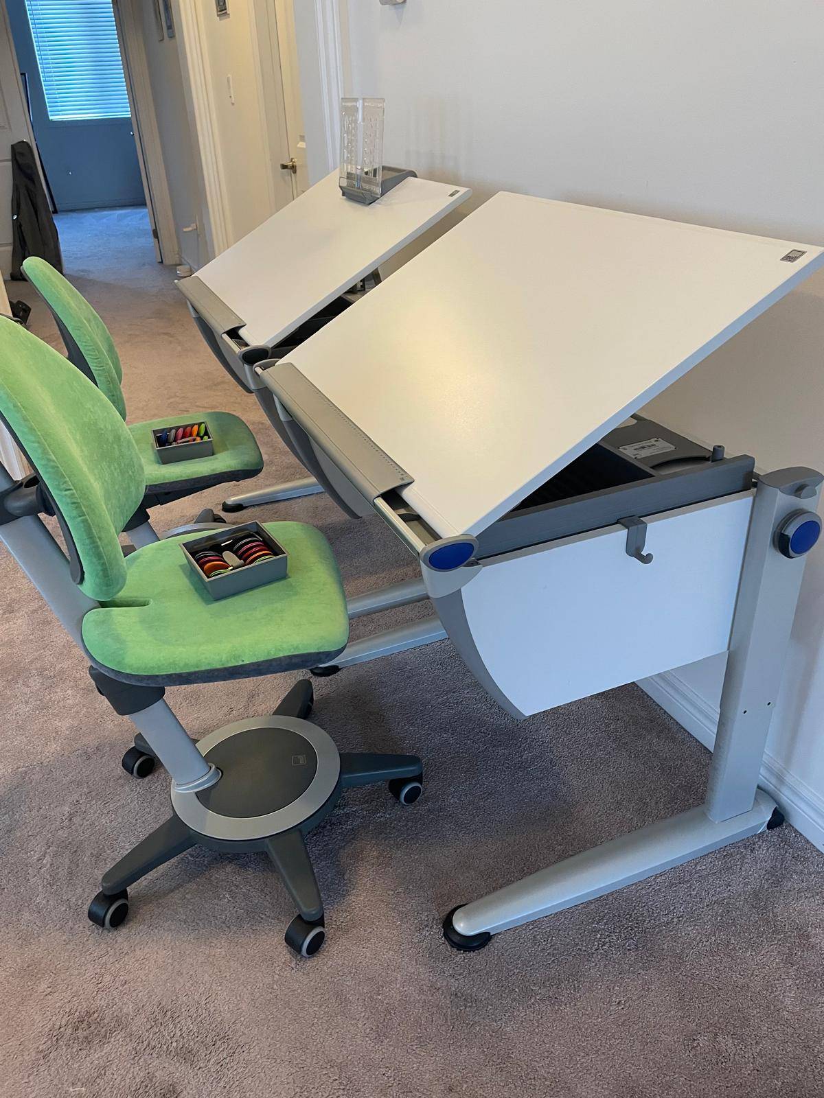 Customizable Moll Joker Ergonomic Kids Desk & Maximo Chair (2) - photo 3