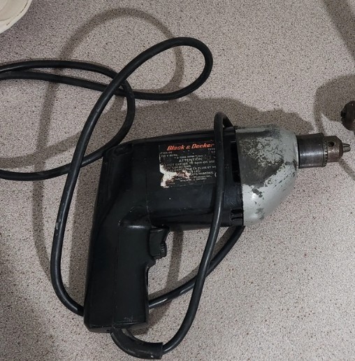 Black & Decker Power Drill