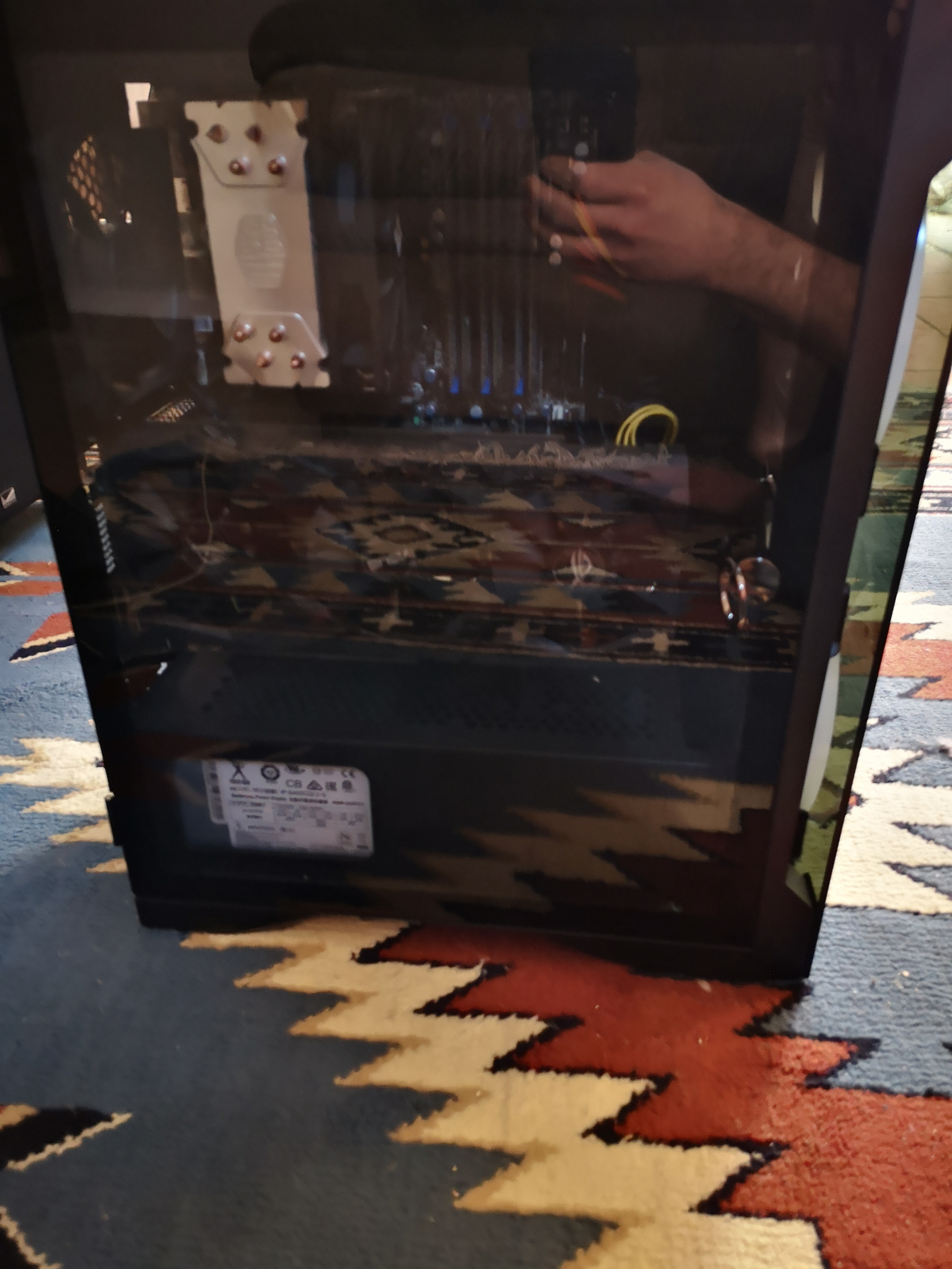An old computer in a nice case. - photo 4
