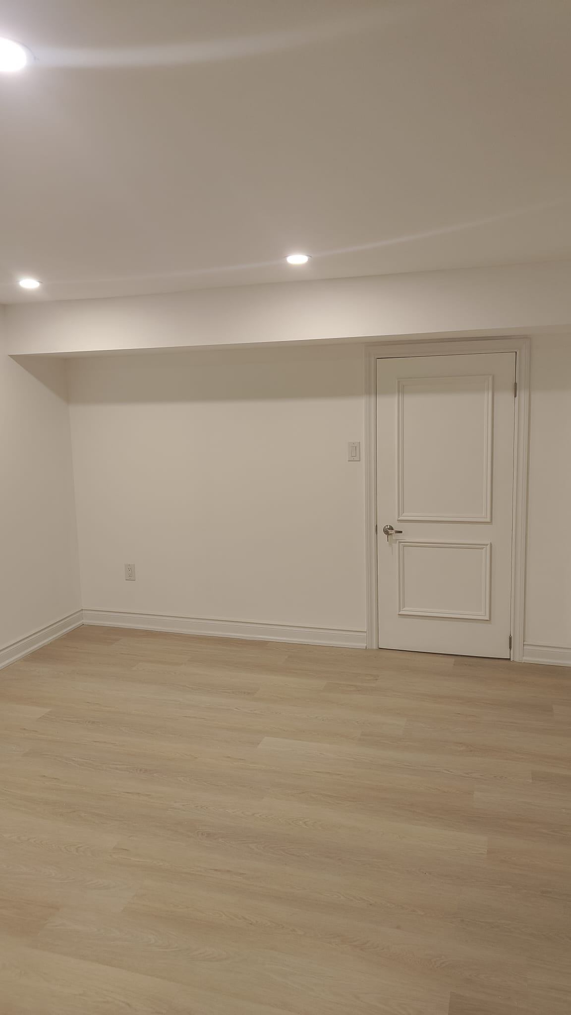 2 Bed 2 Bath Basement Apt Rental – Private Entrance & Parking - photo 4