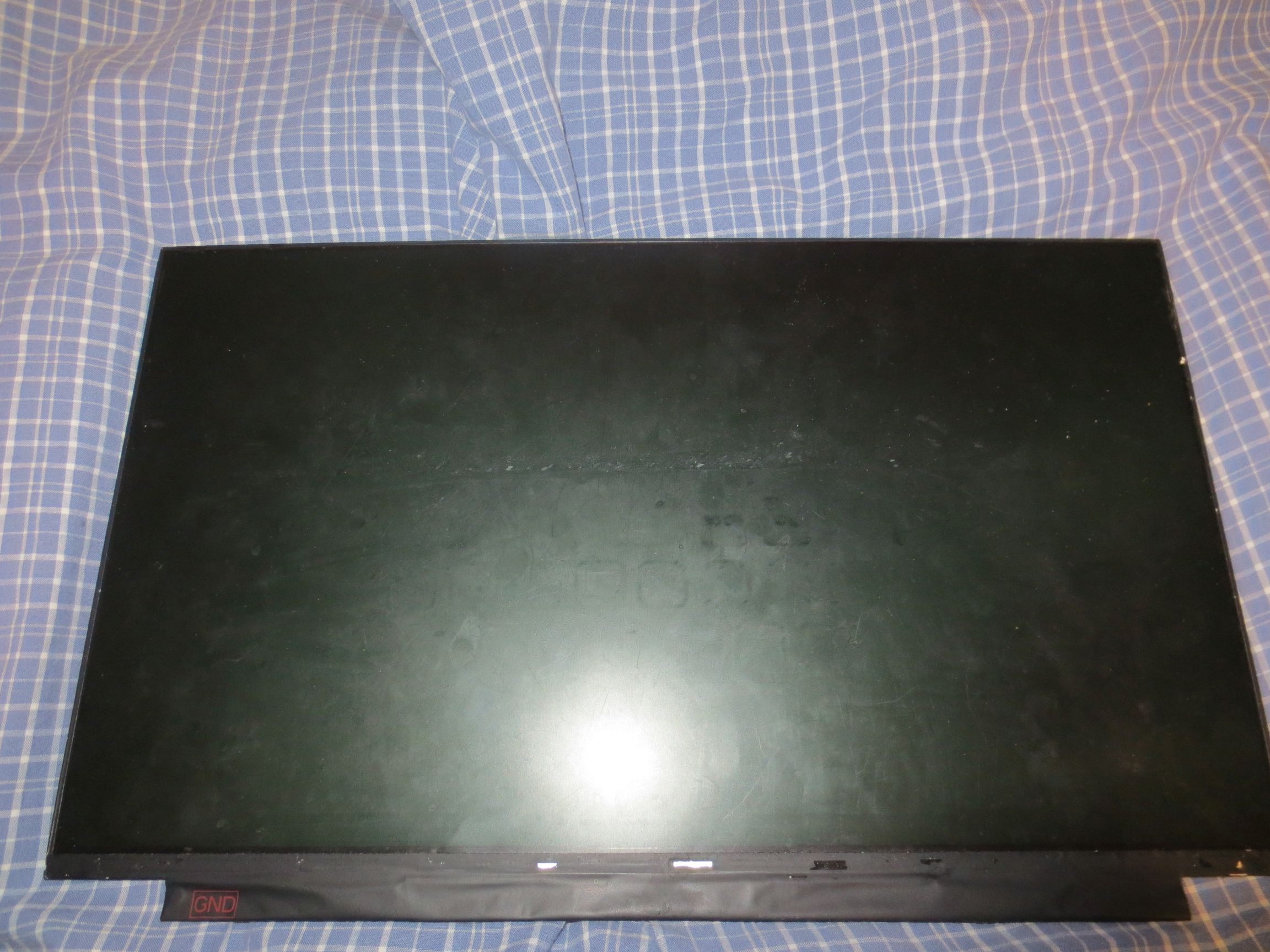 Fully working laptop screen(no connection wire included)