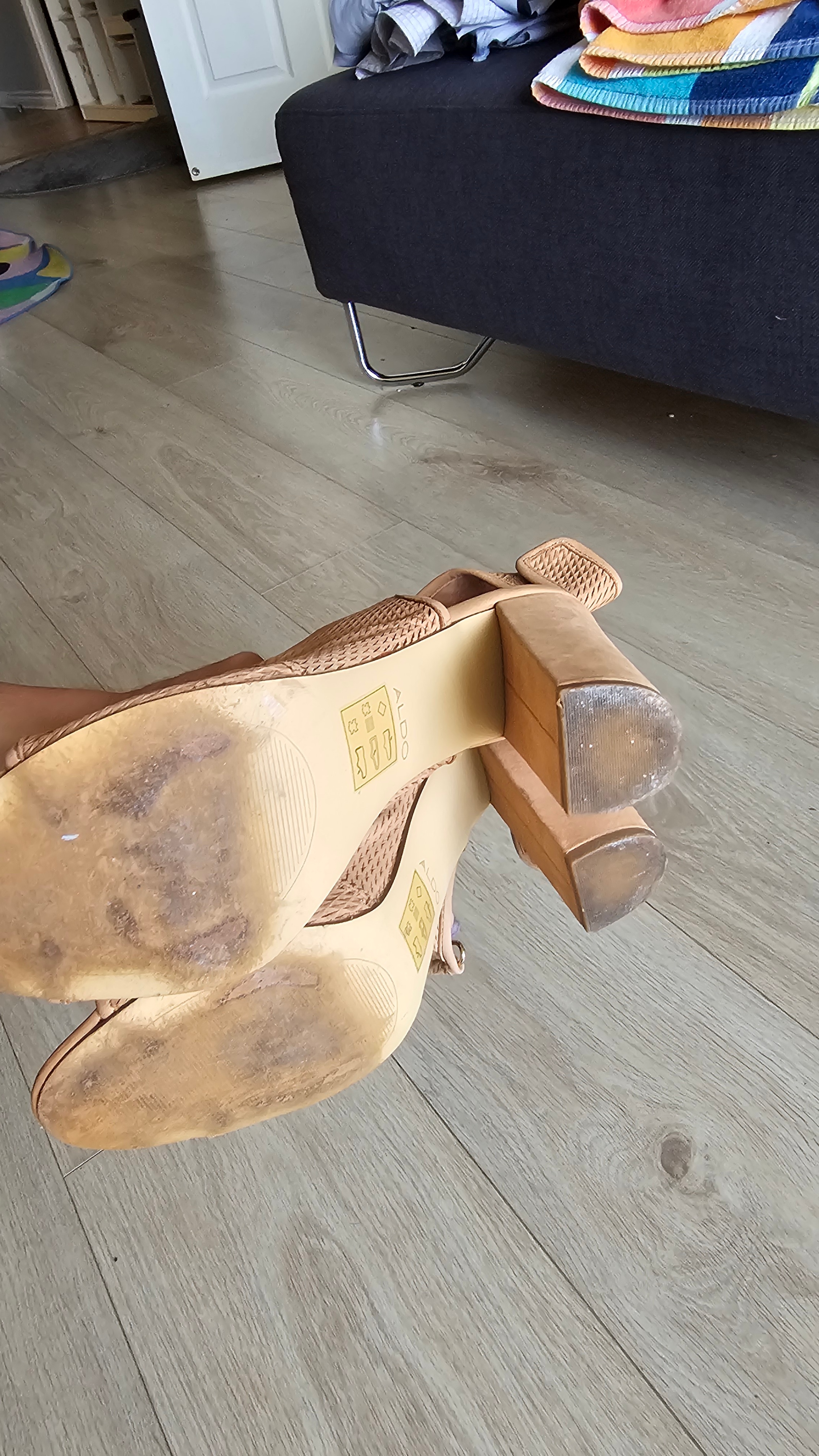 Aldo Beige Heels - Size 11 - photo 5