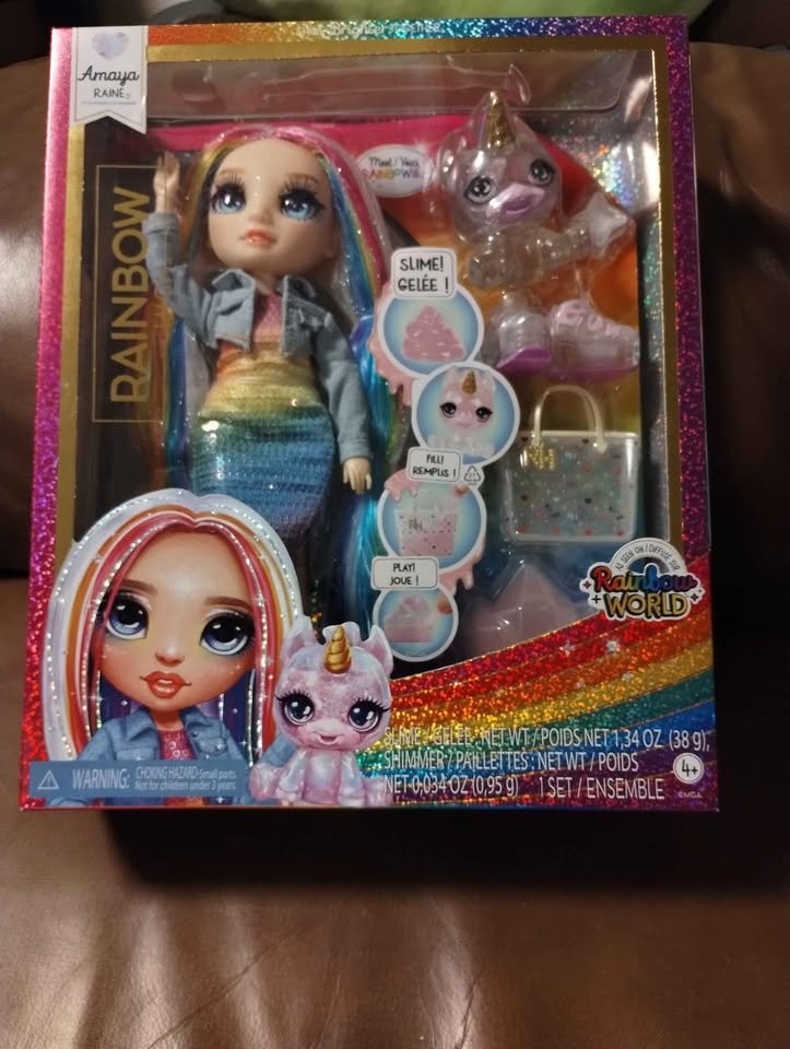 2023 Rainbow High MGA Amaya Raine  BNIB