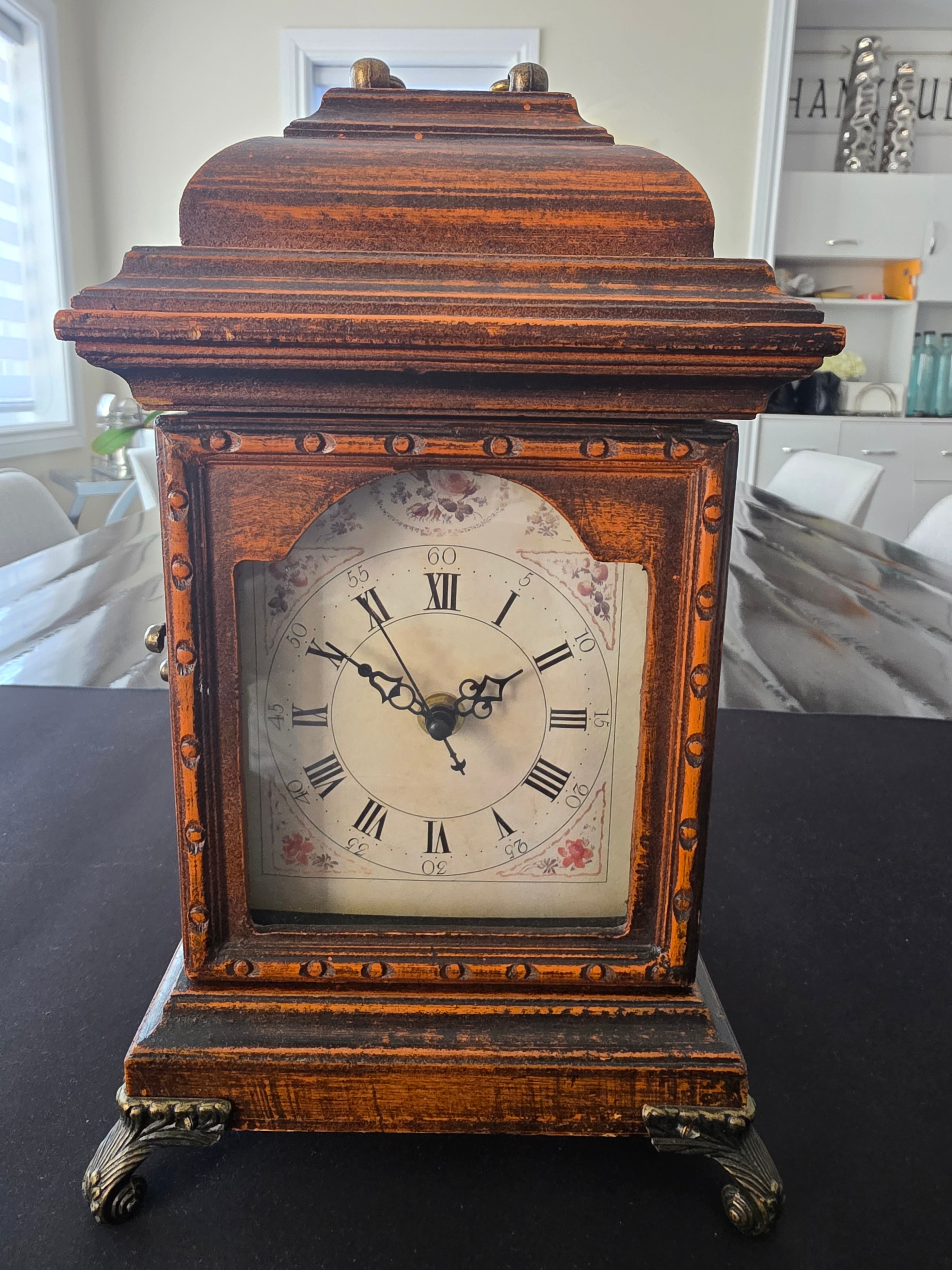 Vintage‐Style Wooden Mantel Clock