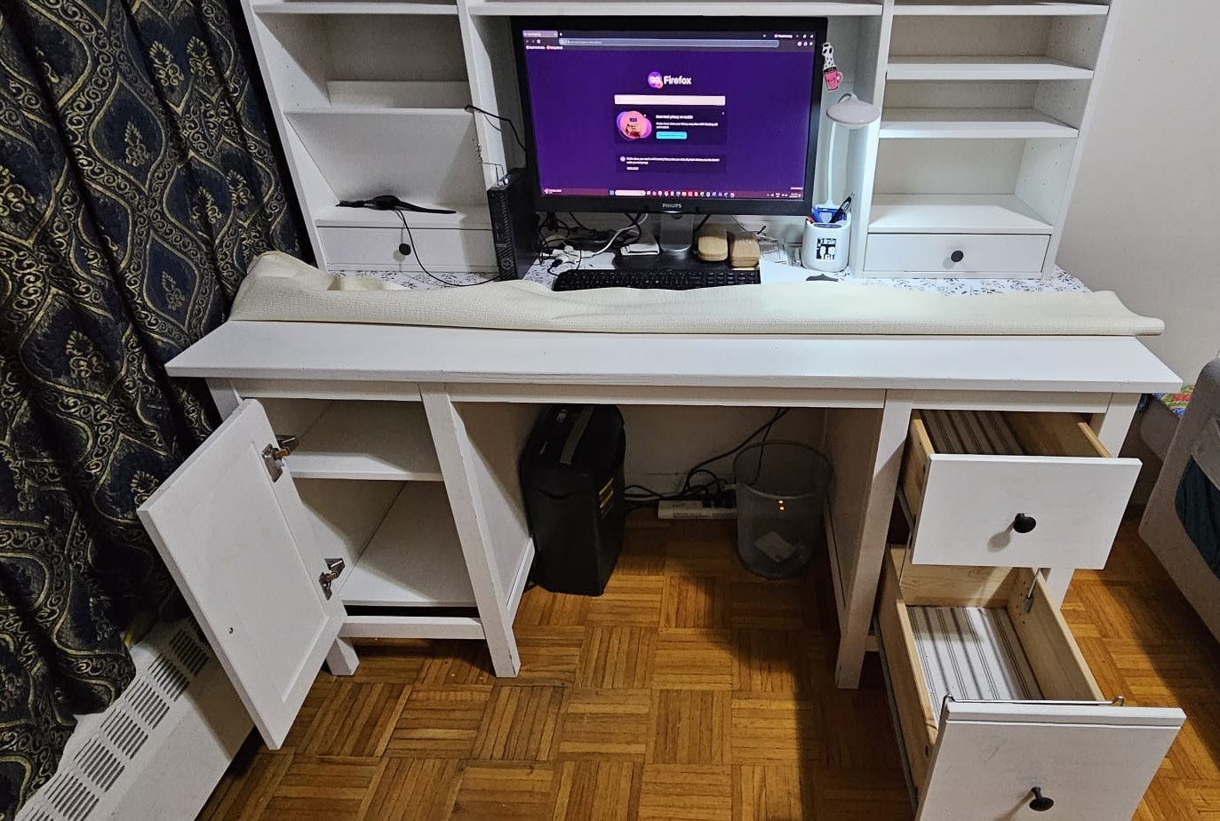 Solid Wood Computer/Office Desk - Great Condition - photo 5