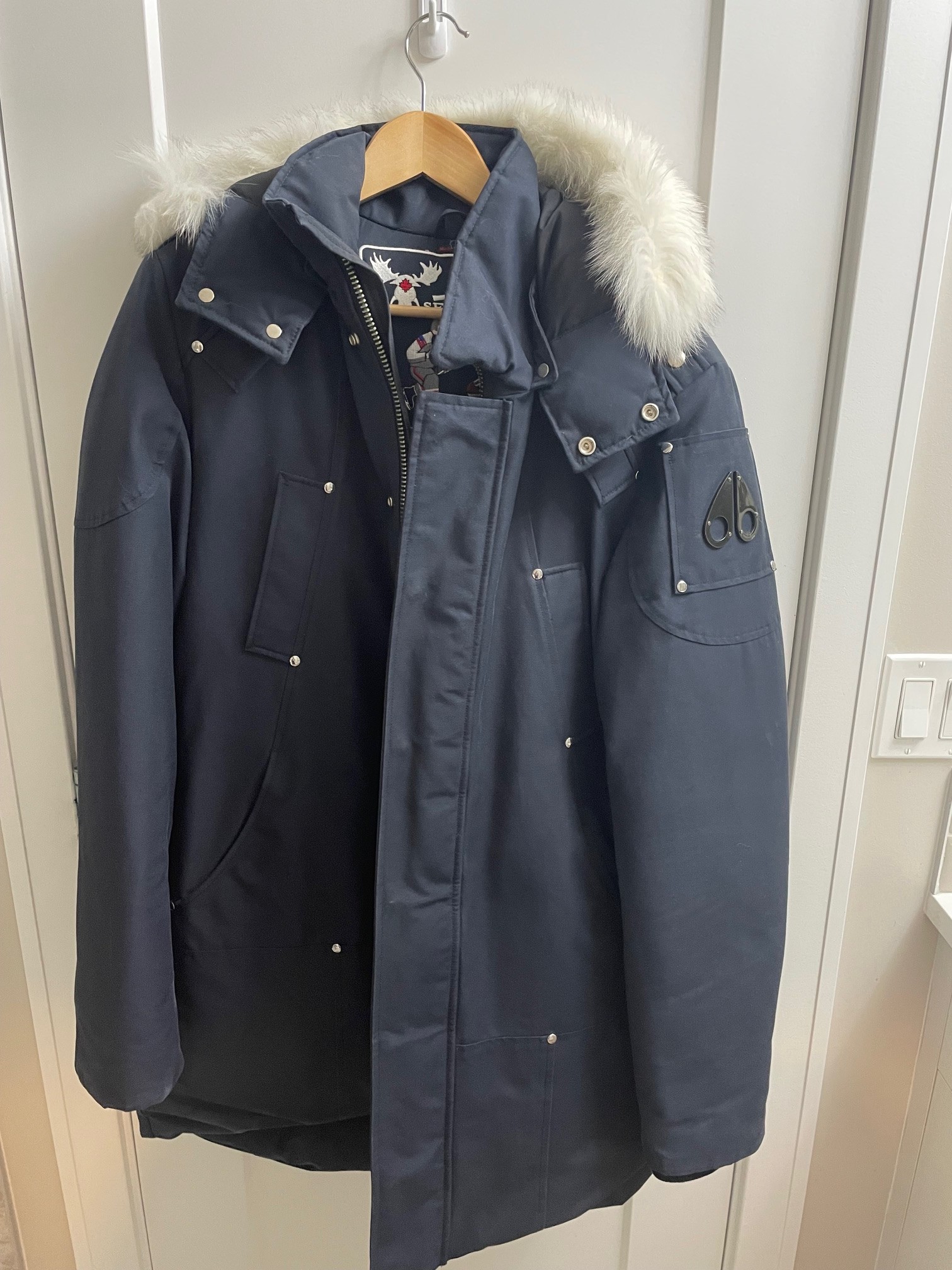 Moose Knuckles ORIGINAL SHEARLING TRIM STIRLING PARKA