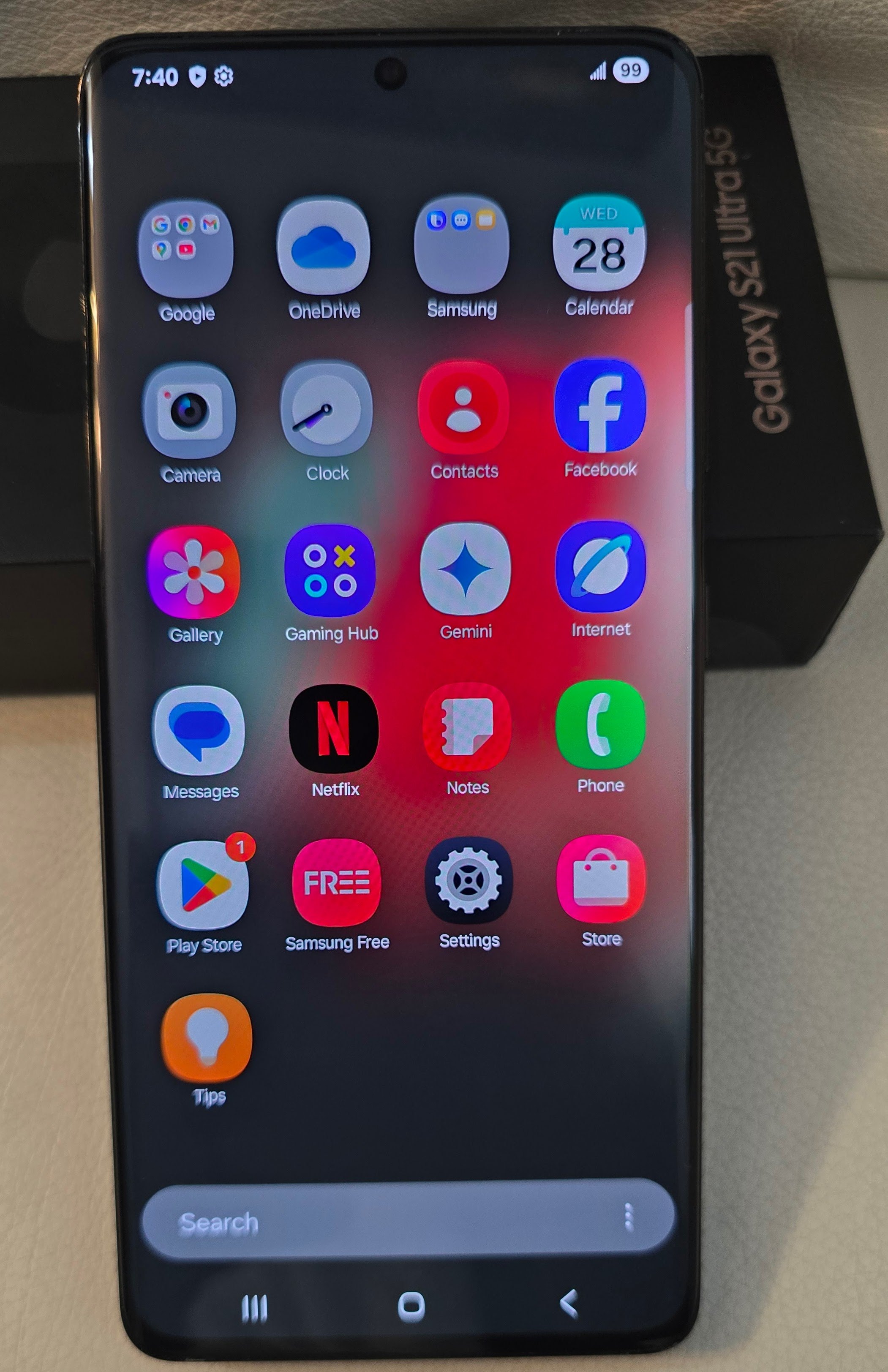 Unlocked 256 Gig Samsung Galaxy S21 Ultra 5G in original box - photo 3