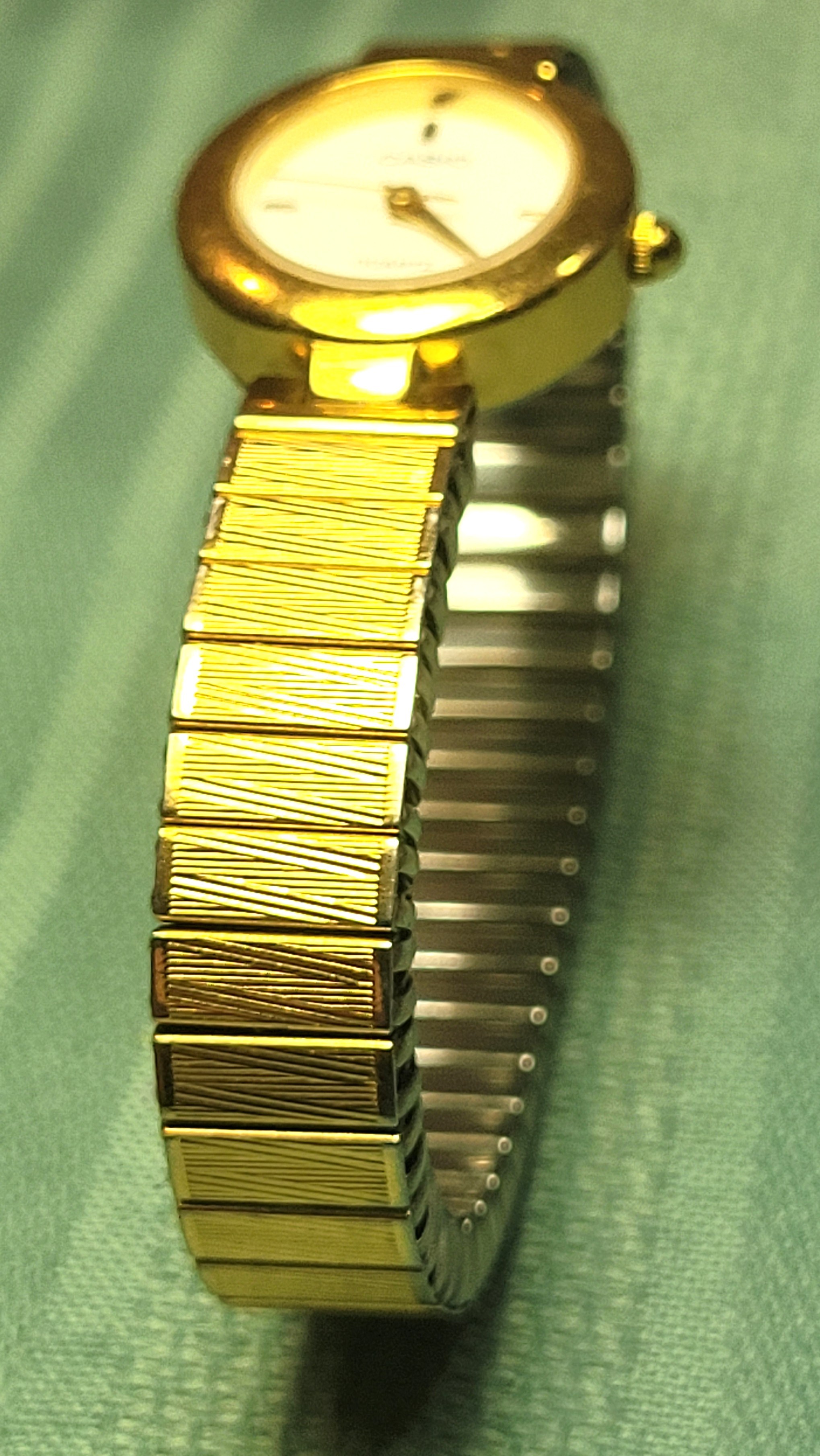 Casio LTP-2019 Gold Tone Ladies Watch New Battery 9mm Band Width - photo 4