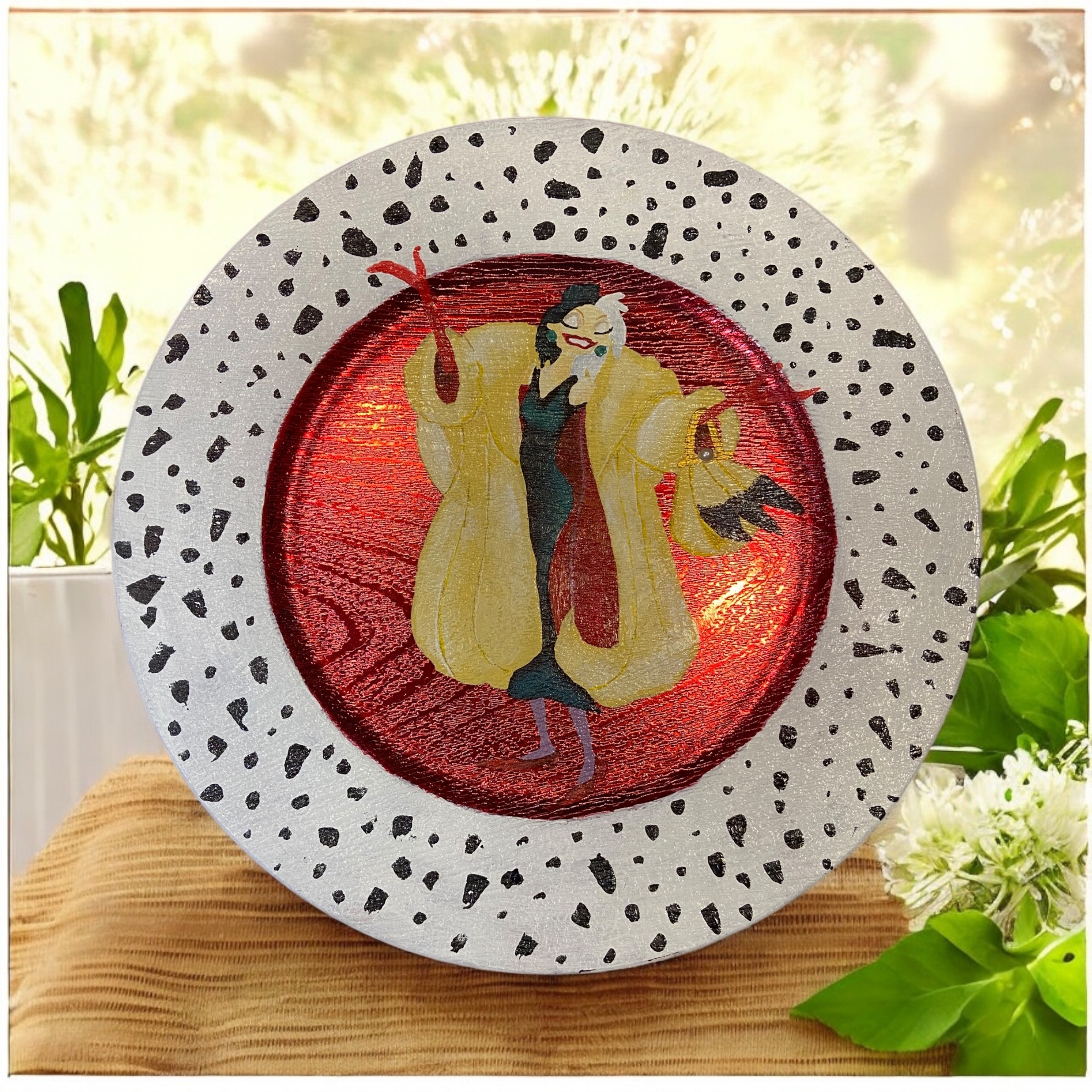 Hand Painted Cruella De Vil Decorative Plate - photo 2