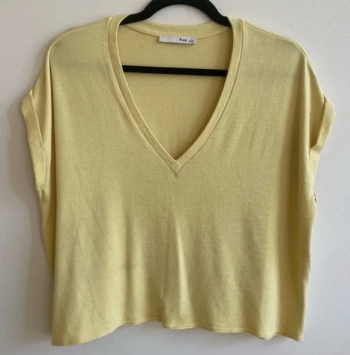 Wilfred Free | Yellow Broth Relaxed T-Shirt - Size Small - photo 2