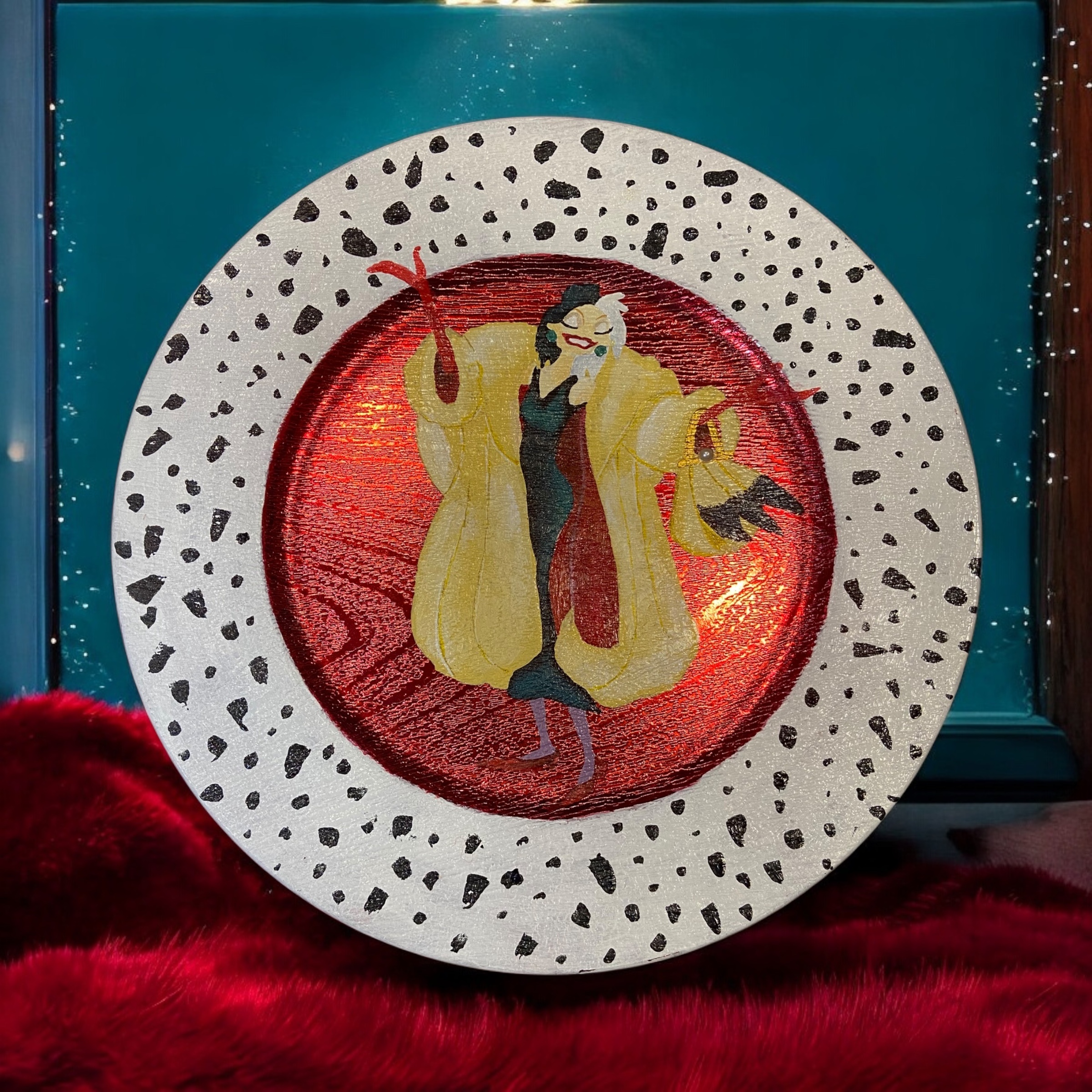 Hand Painted Cruella De Vil Decorative Plate - photo 3
