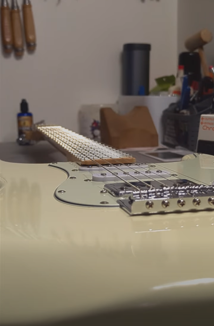Vintage Series Stratocaster - photo 2