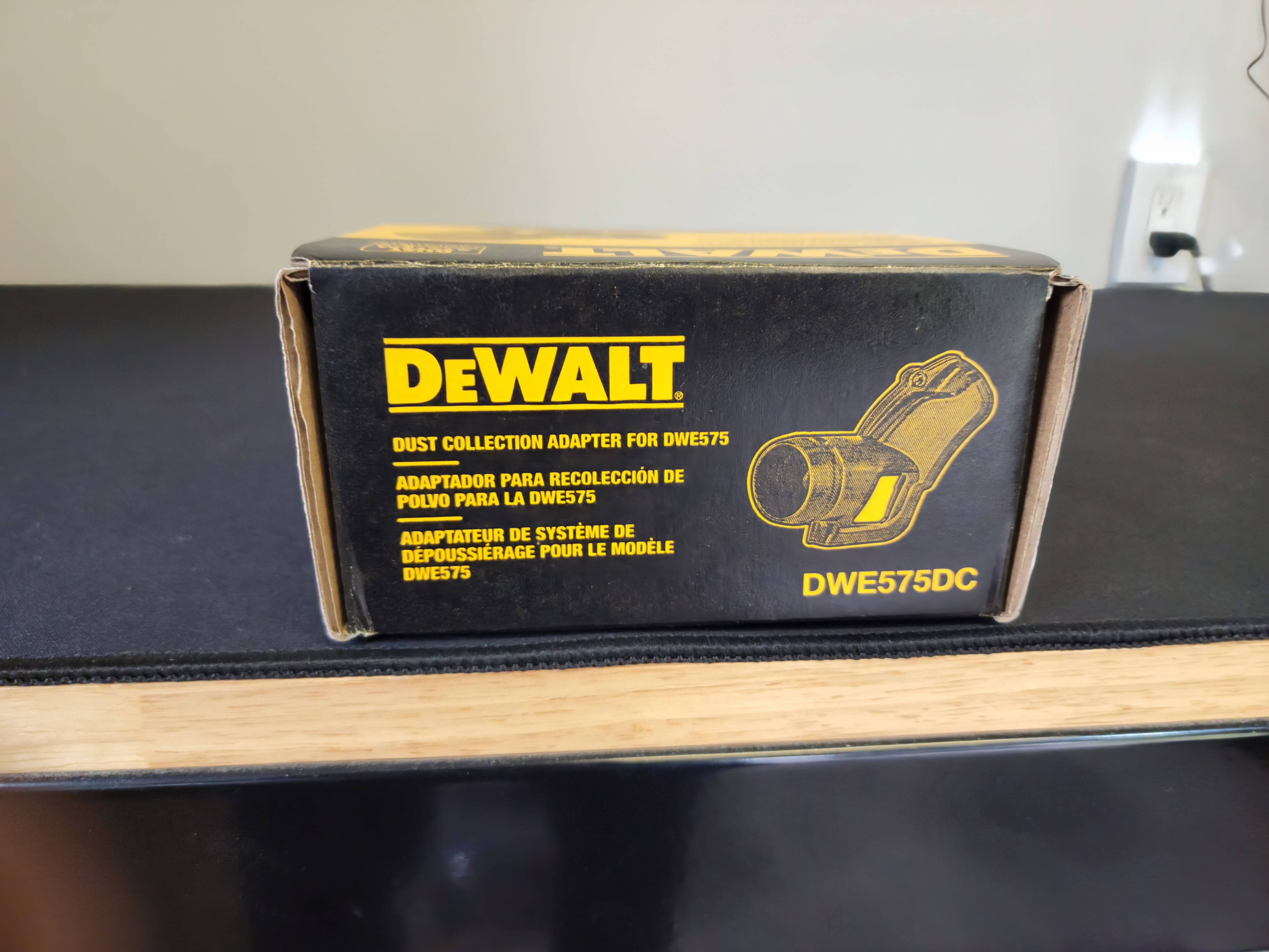 DEWALT DWE575DC Dust Port Connector