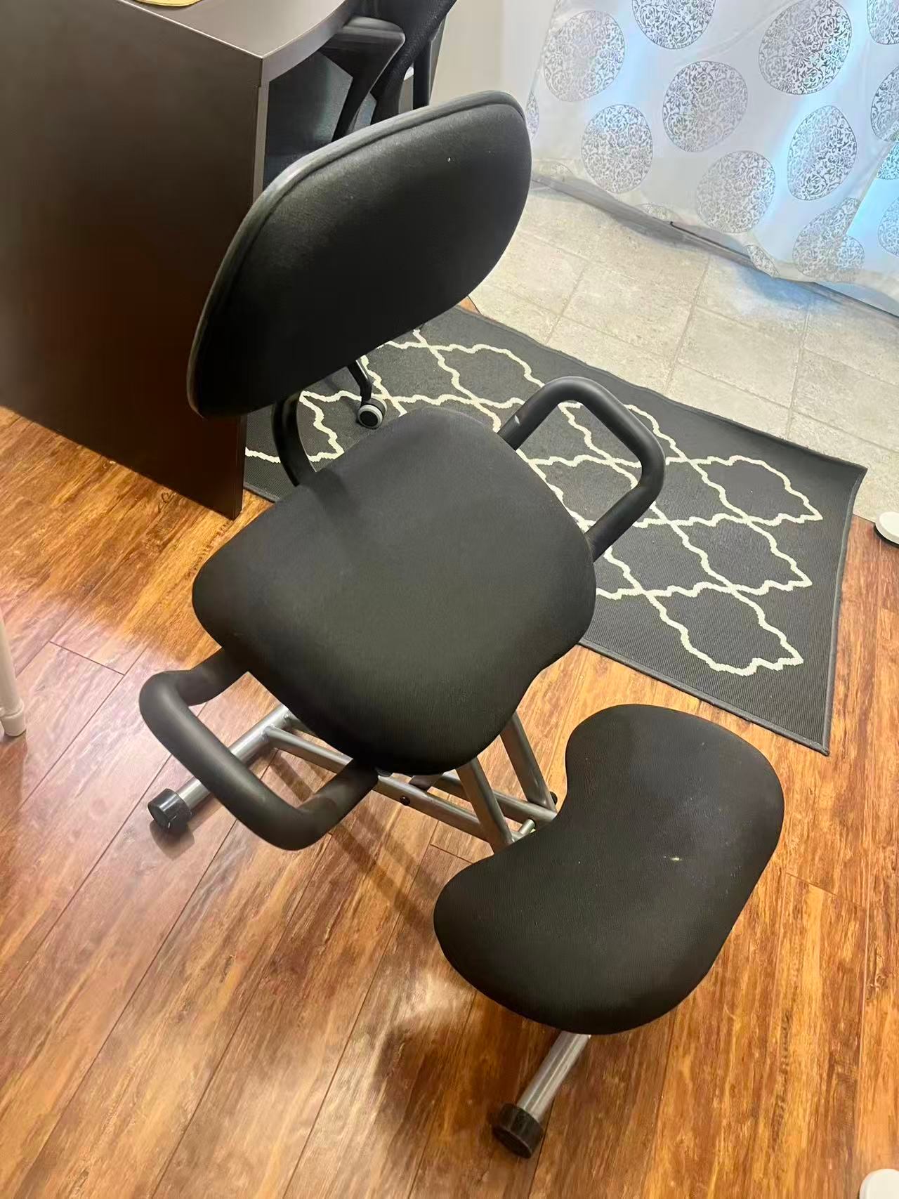 Adjustable Ergonomic Kneeling Chair, Black