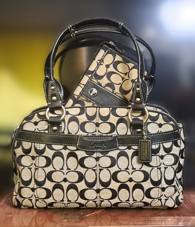 Coach Signature Penelope Satchel & Matching Zippy Wallet Set