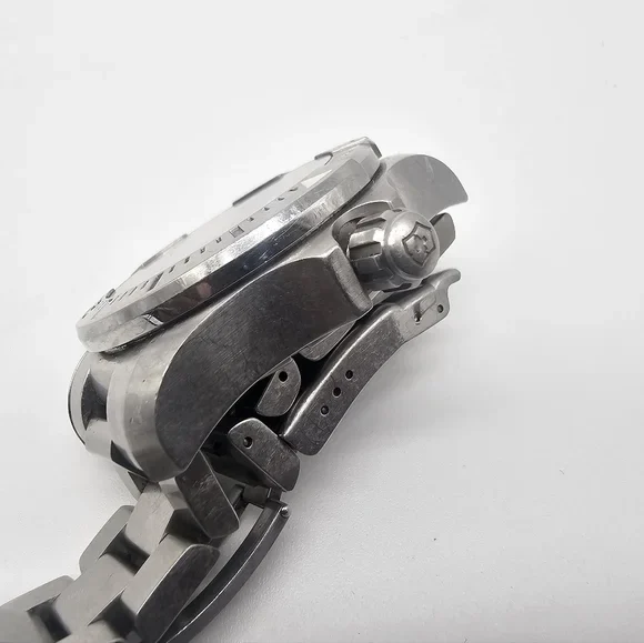 Victorinox Swiss Army Dive Watch - photo 2