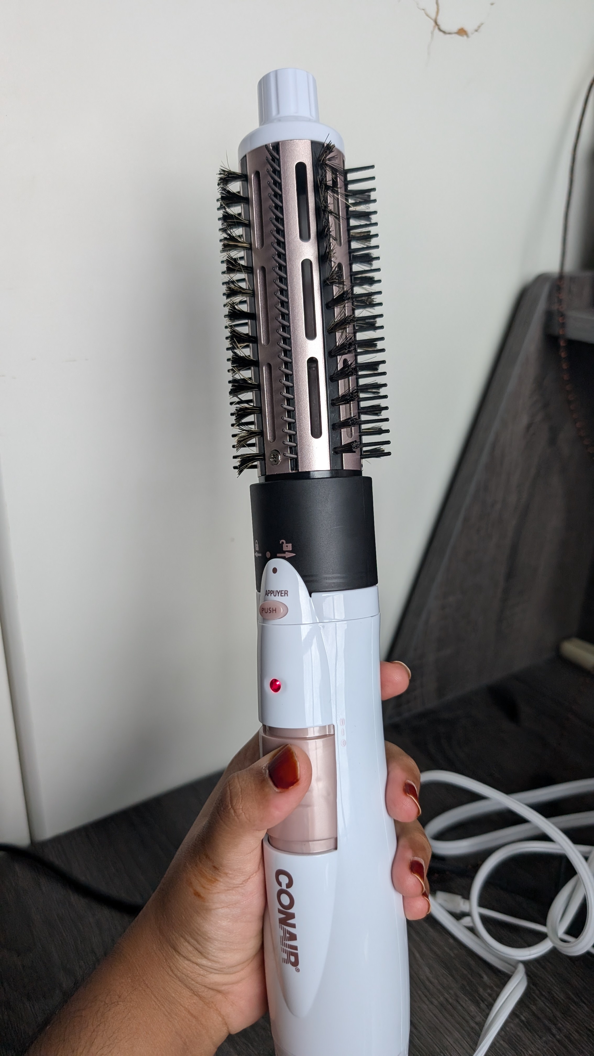 Conair 2-in-1 Double Ceramic Lightweight Hot Air Brush - photo 3