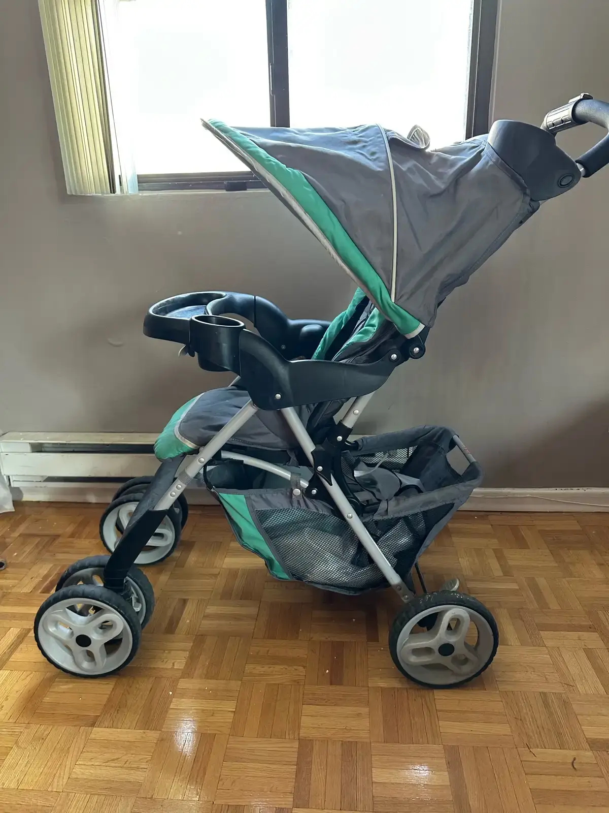 Graco Stroller - Grey & Green