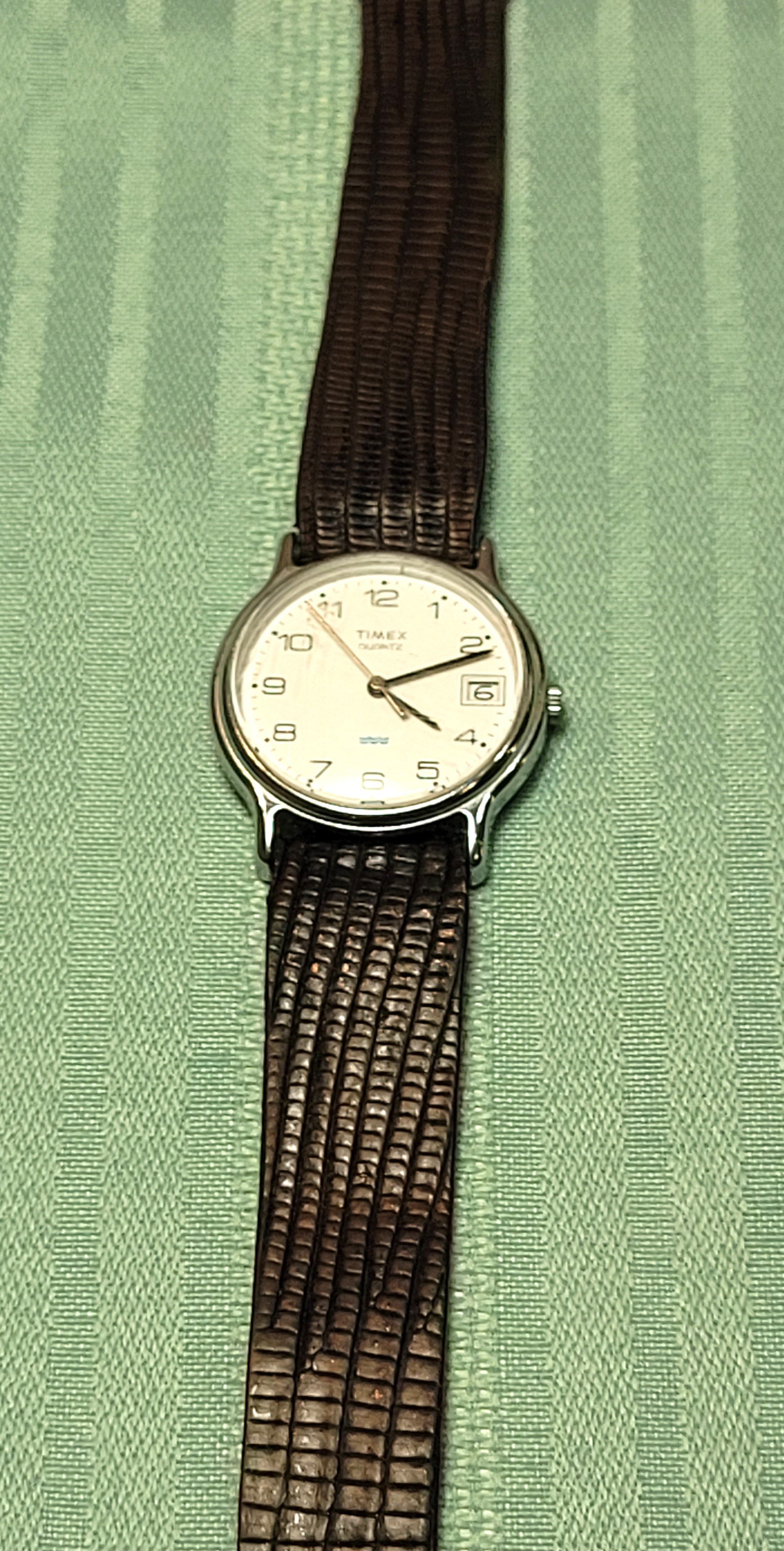 New Battery 1986 Timex Watch - W Cell Korea 34 - White Dial - photo 3