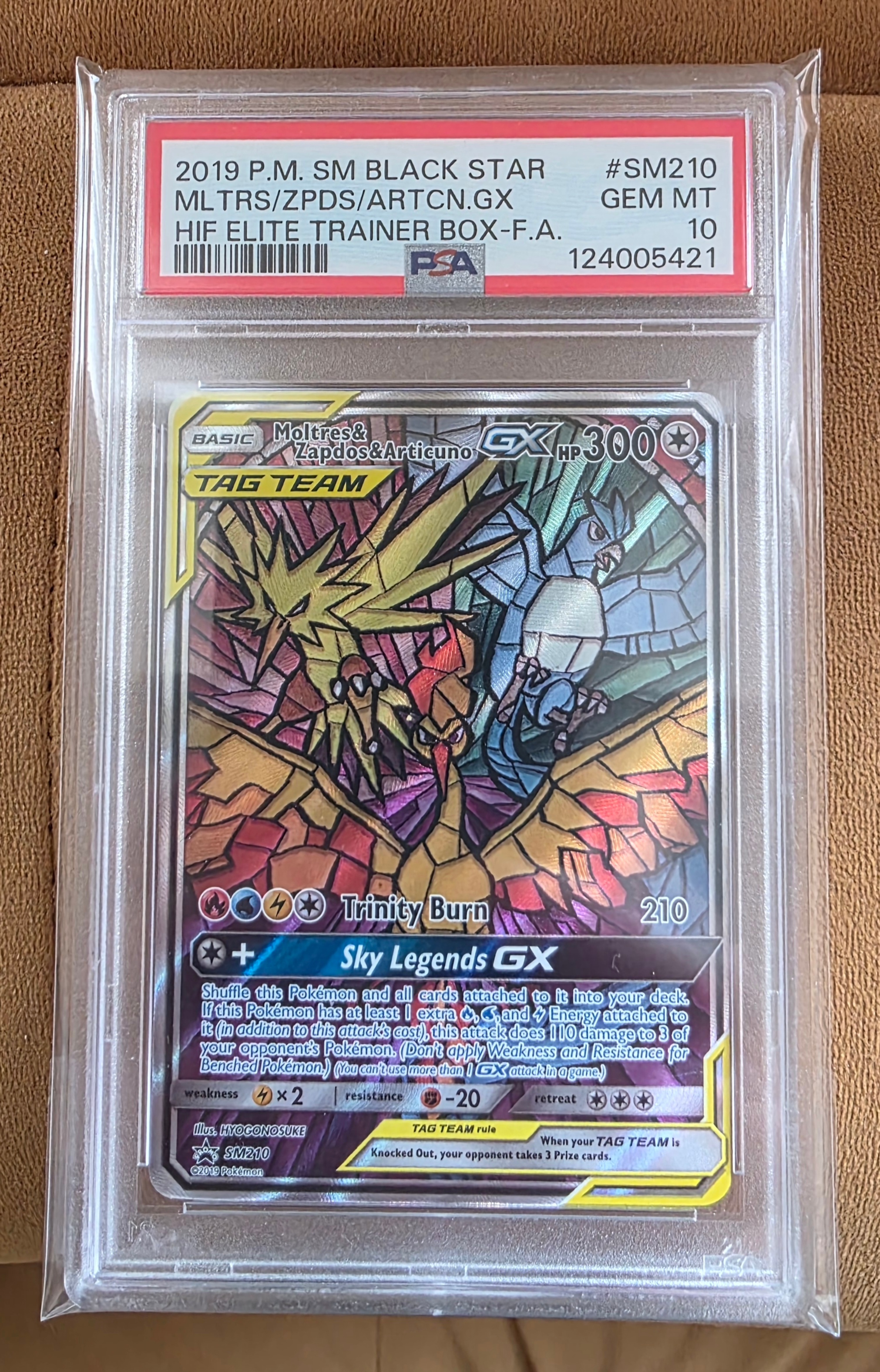 Moltres & Zapdos & Articuno GX SM210 - PSA 10