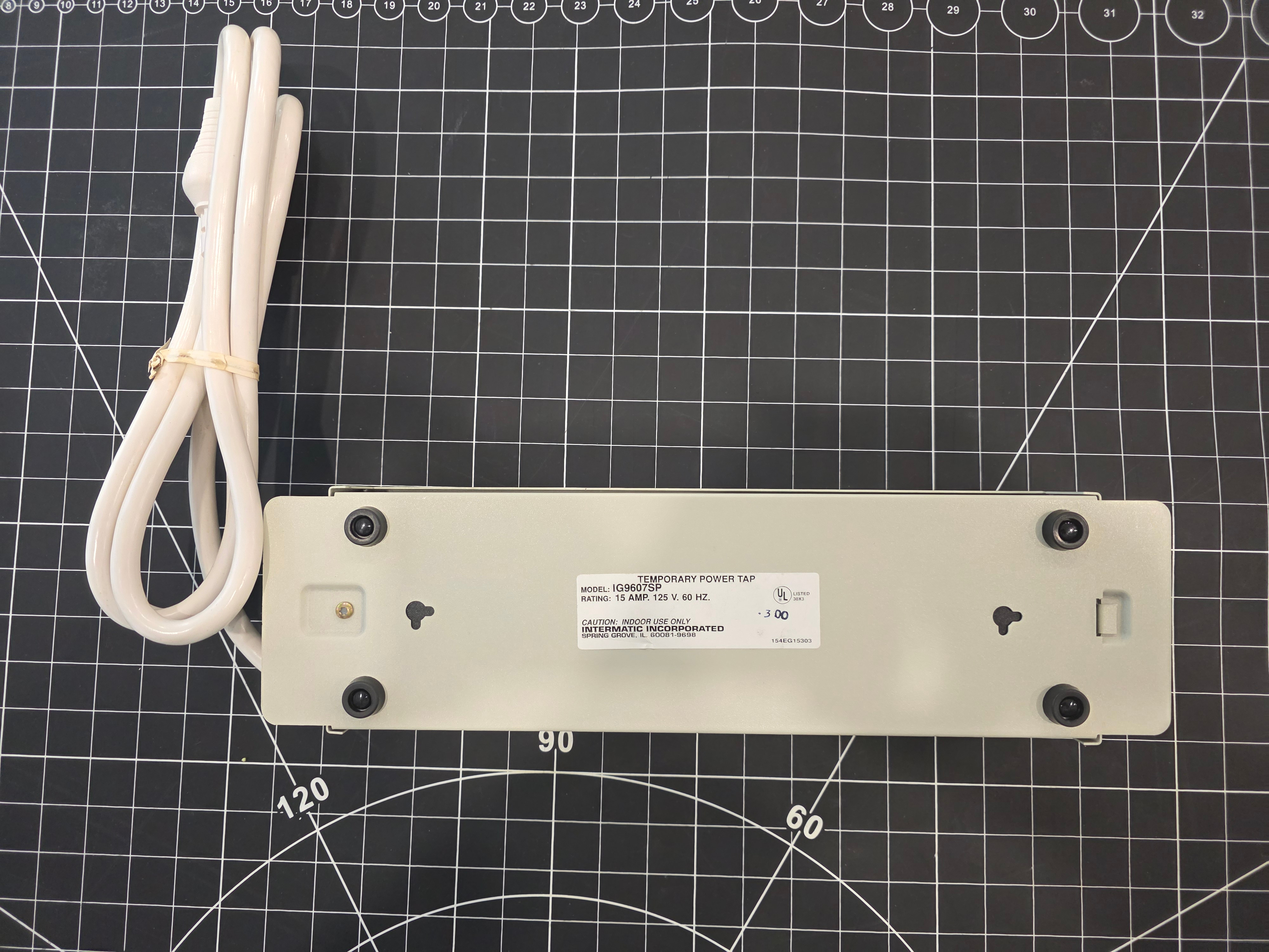 Intermatic 6‐Outlet Power Strip – Heavy‐Duty 15A - photo 3