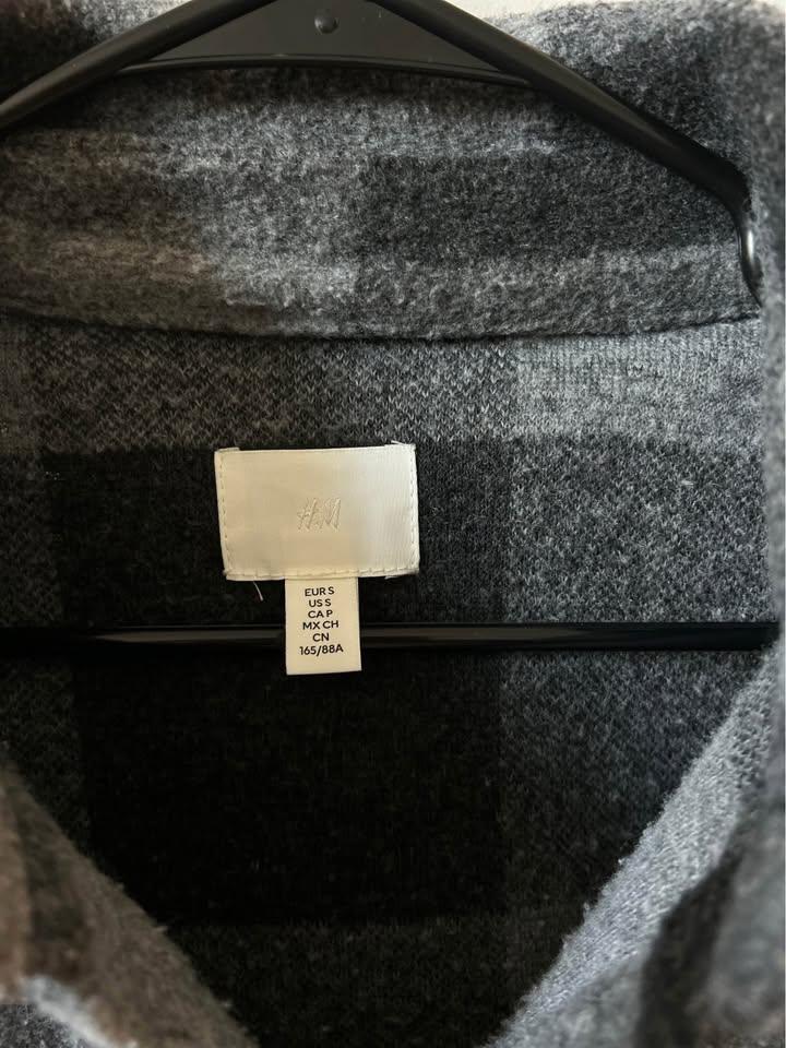 H&M Grey Plaid Jacket - Size S - photo 4