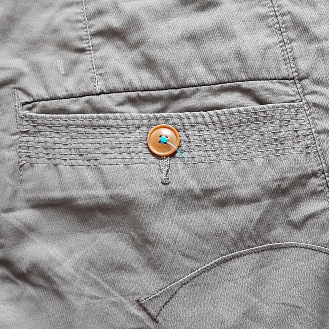 G-Star Raw Bronson Chino Shorts - Size 32 - photo 5