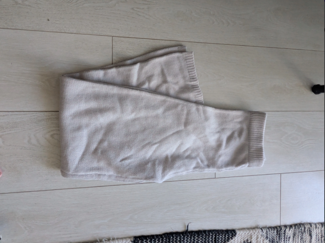 New Knitted Pants - Size M - photo 2
