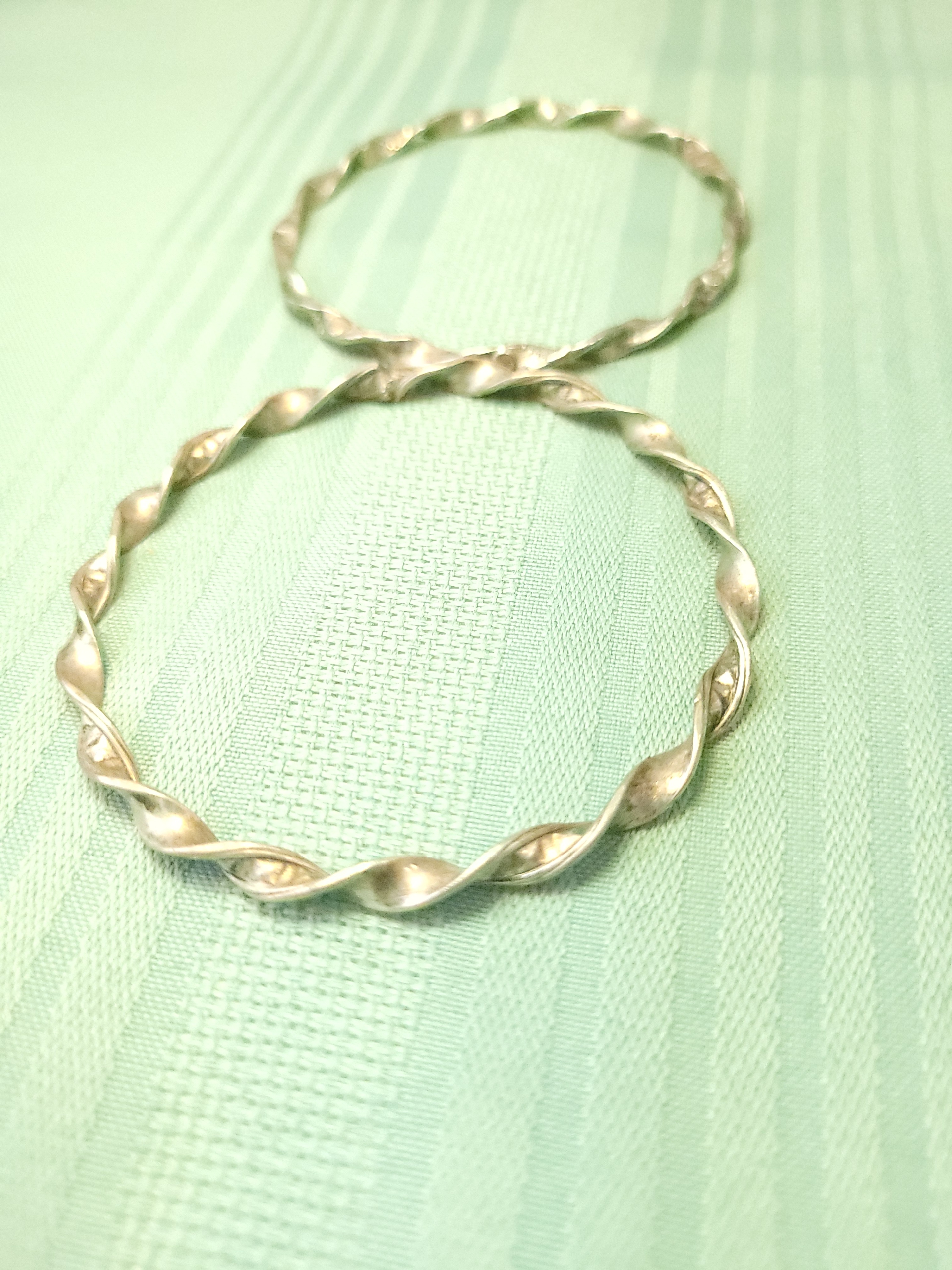 Pair of Silver Tone Twisted Ribbon Bangle Bracelets - 7.5cm - photo 5