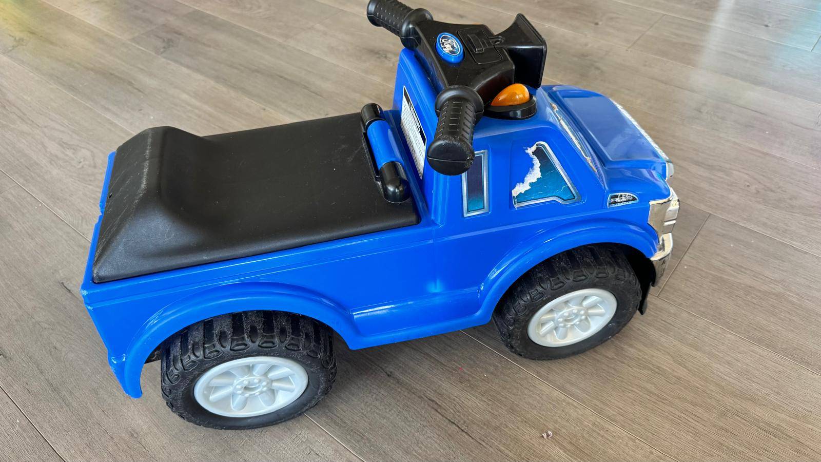 Fisher-Price Ford Super Duty Ride-On Truck