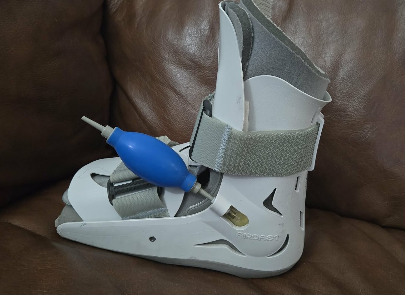 Aircast Walker for Broken Ankle/Foot - Very good used condiiton