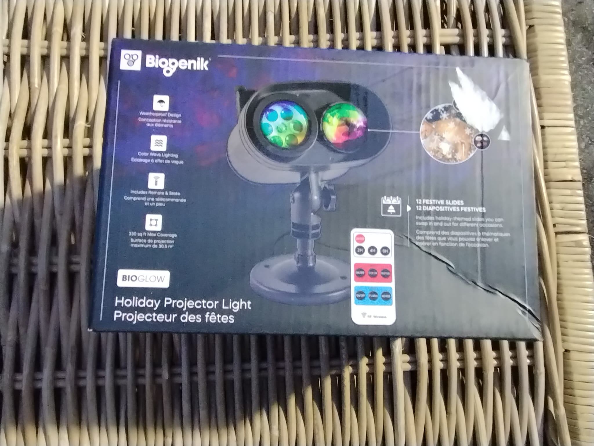 The Biogenik Holiday Projector Light