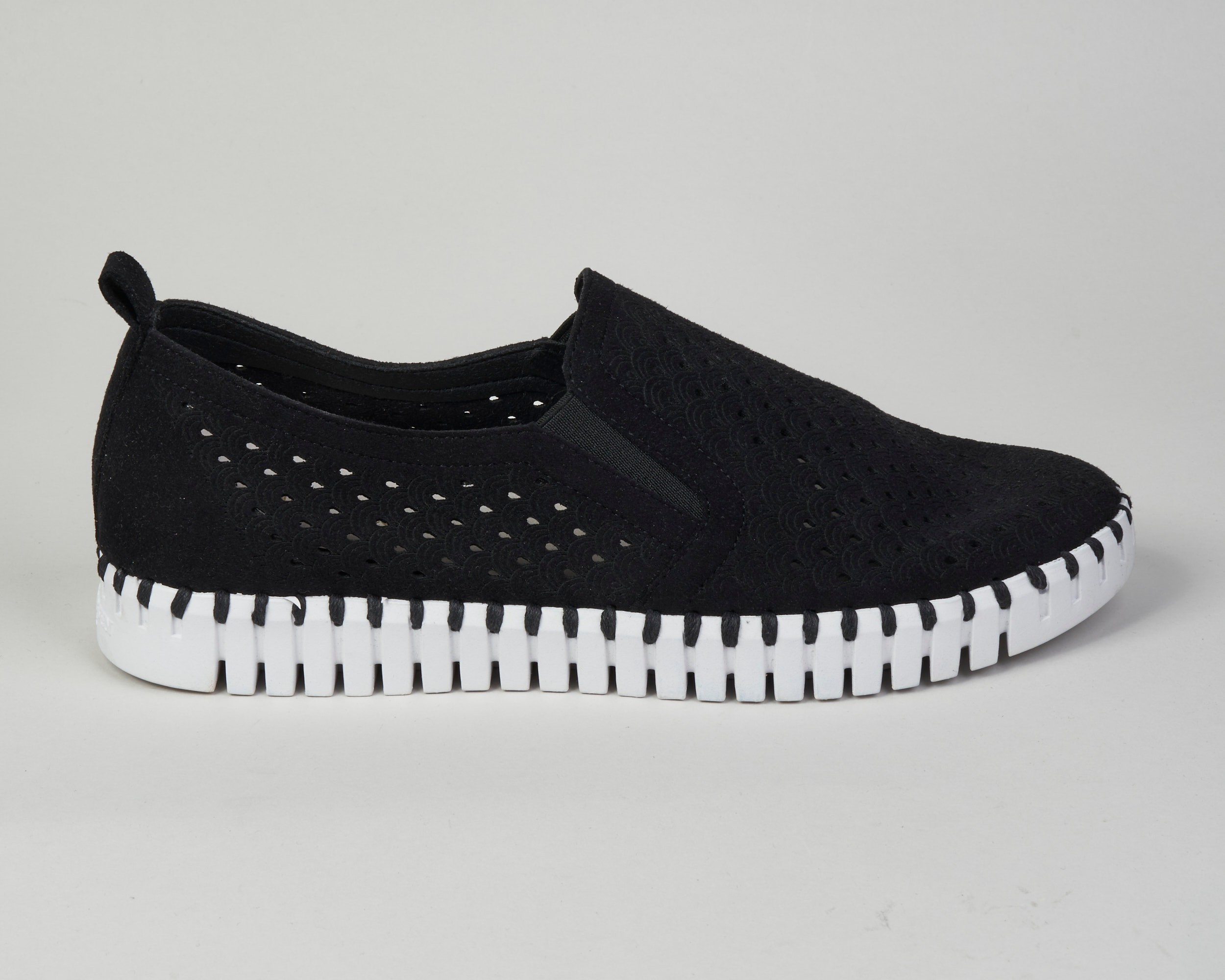 Ilse Jacobsen Tulip 139 Perforated Slip-On Women Sneaker