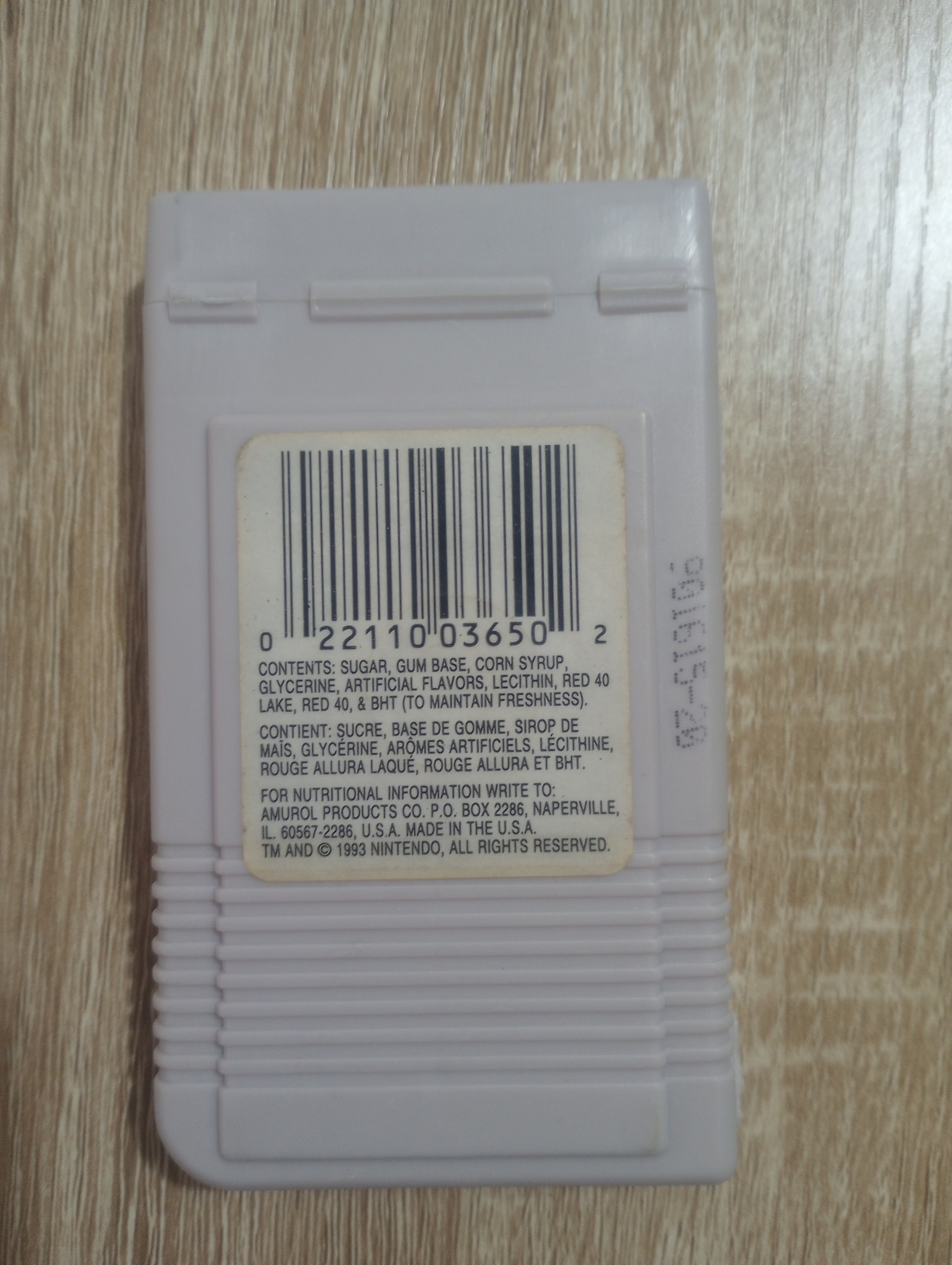 Game Boy Bubble Gum Container 1993 (OPENED, NO GUM/CARDS) - photo 2