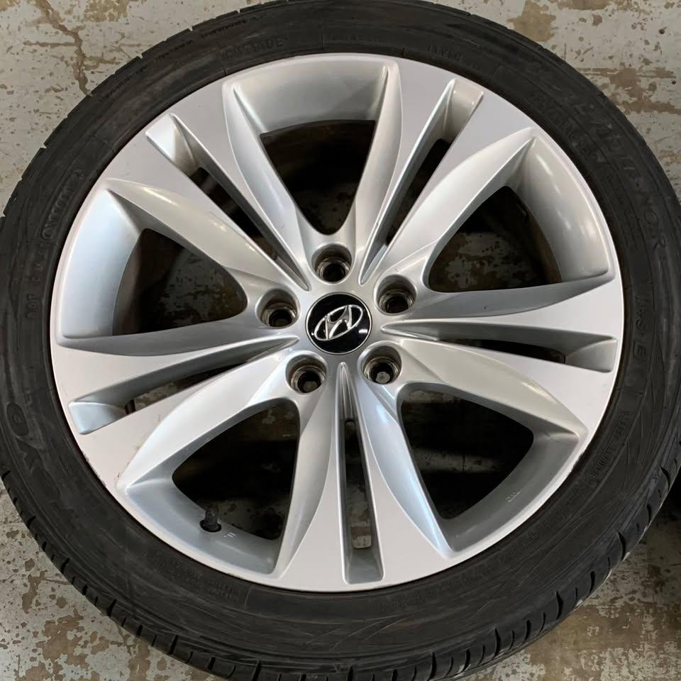 18 INCH HYUNDAI GENESIS WHEEL & TIRE PACKAGE - photo 4
