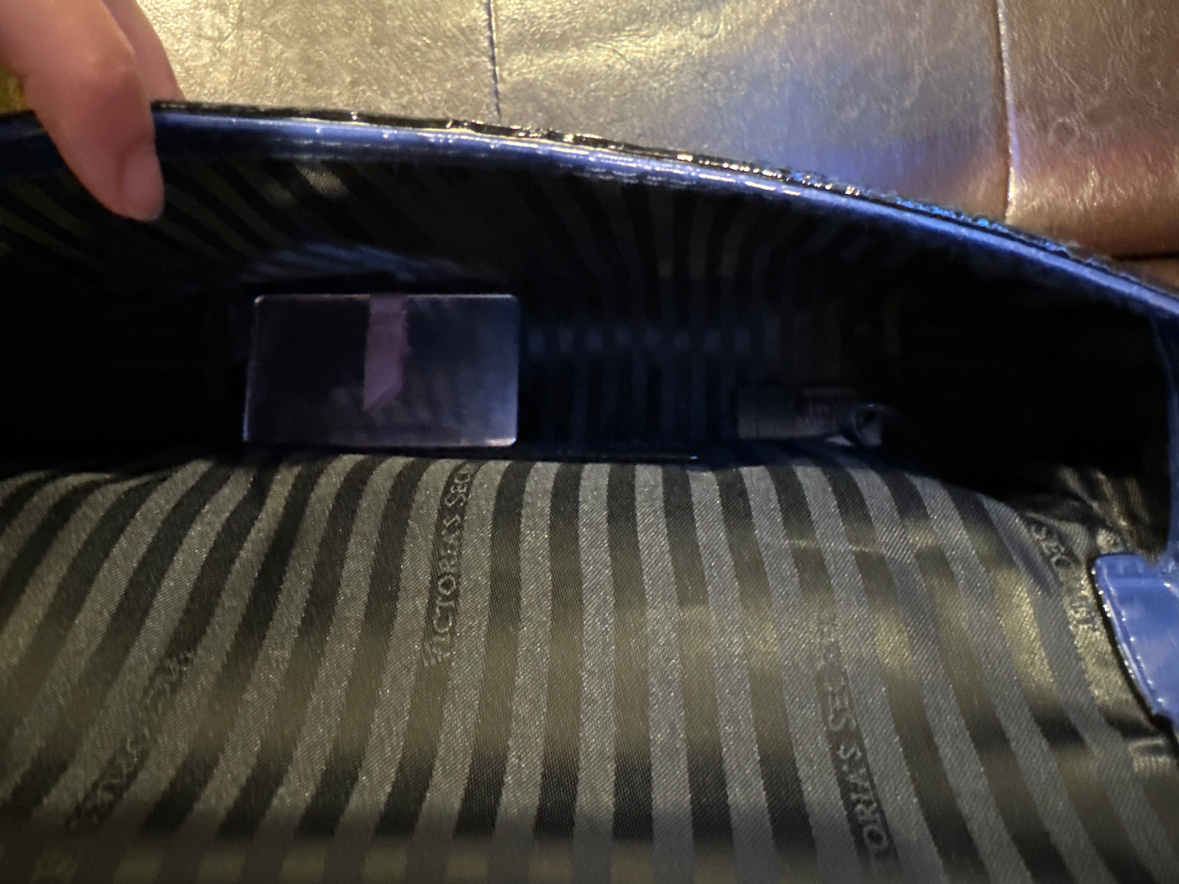 Brand New Victoria's Secret Medium Shoulder Bag - photo 5