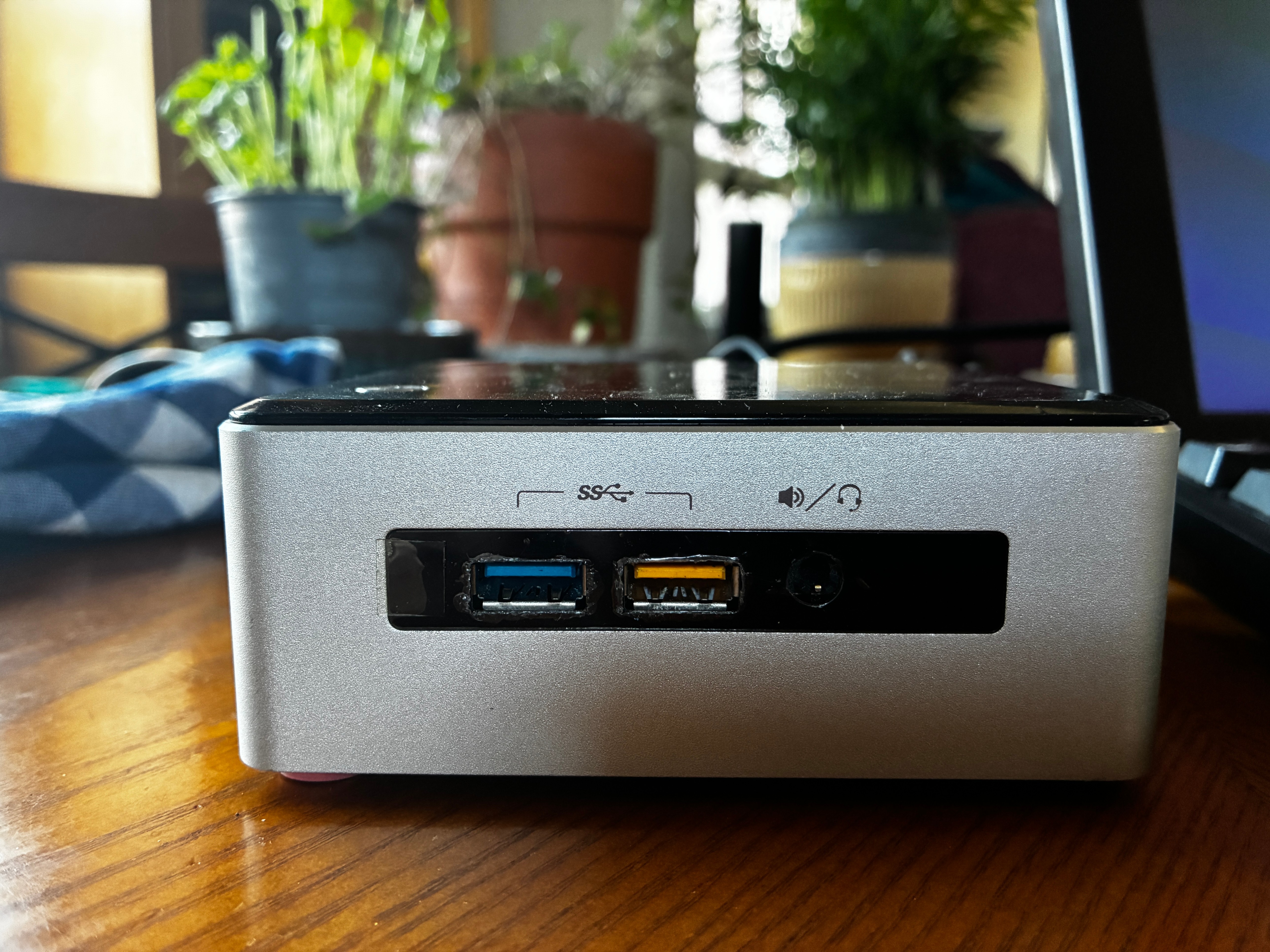Intel NUC Desktop HACKINTOSH MacOS!! - photo 2