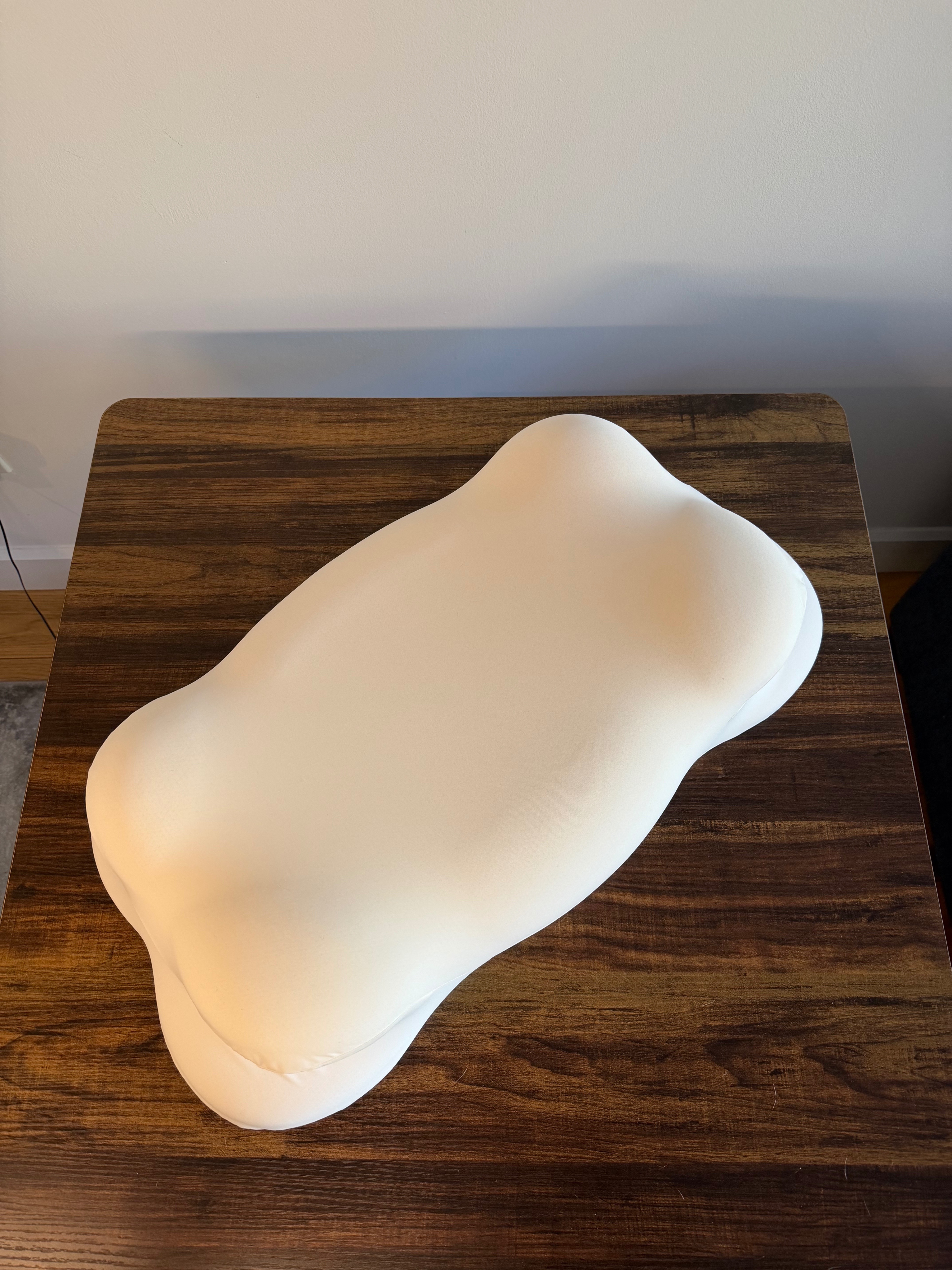 Ergonomic Memory Foam Pillow - photo 3