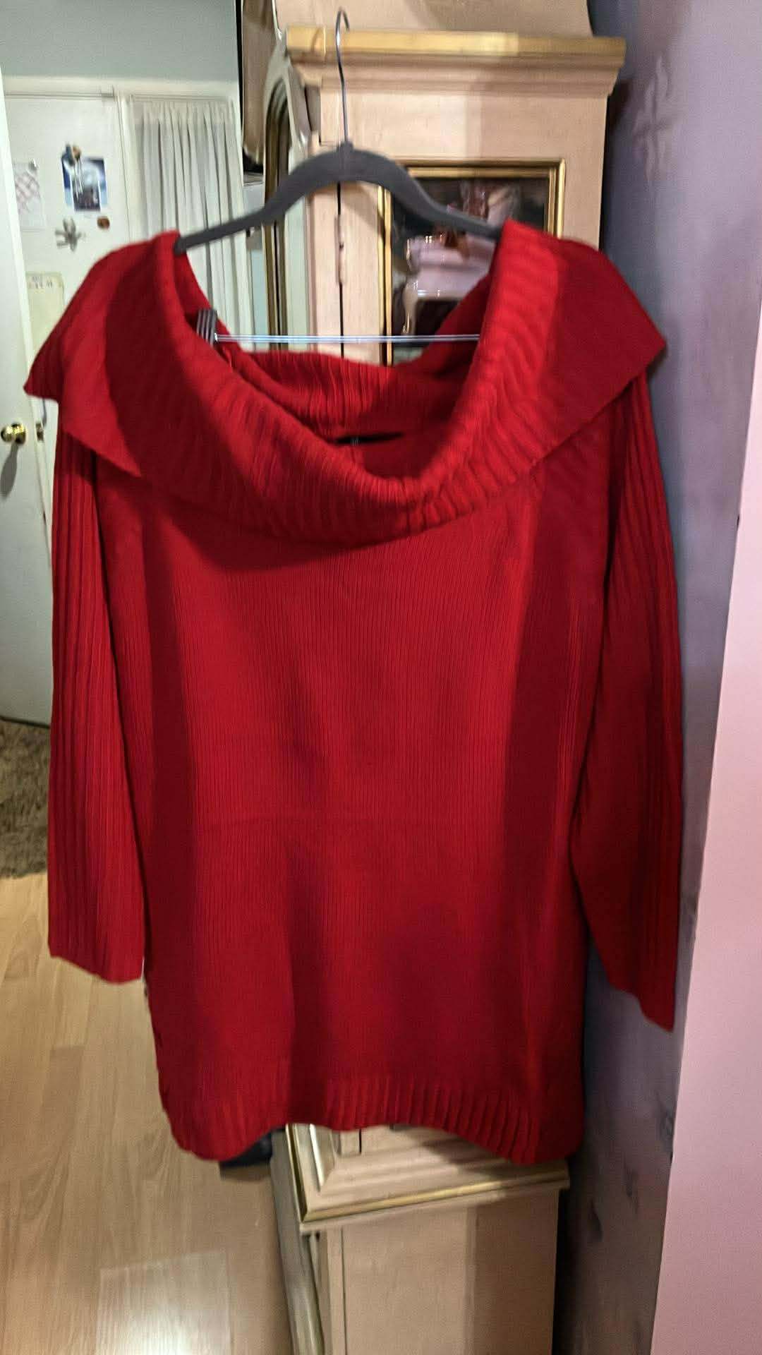 Lily Morgan Cowl Neck Red Top - Size 3X