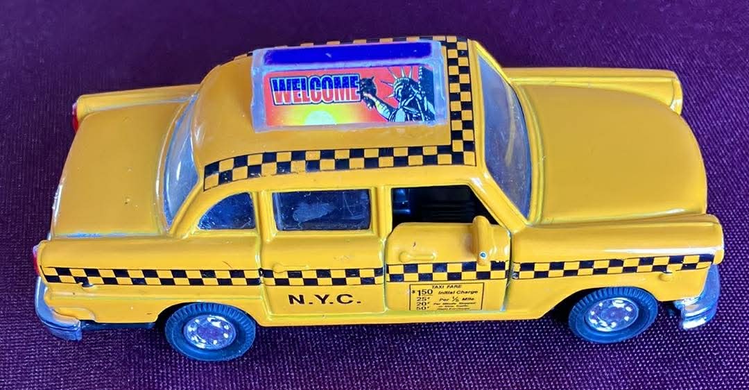 Die Cast Pull Back Checkered NYC Taxi Cab - 4 1/2 Inches - photo 2