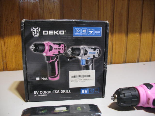 DEKO 8 Volt Cordless Drill with 50 Piece Accessories, BRAND NEW - photo 2