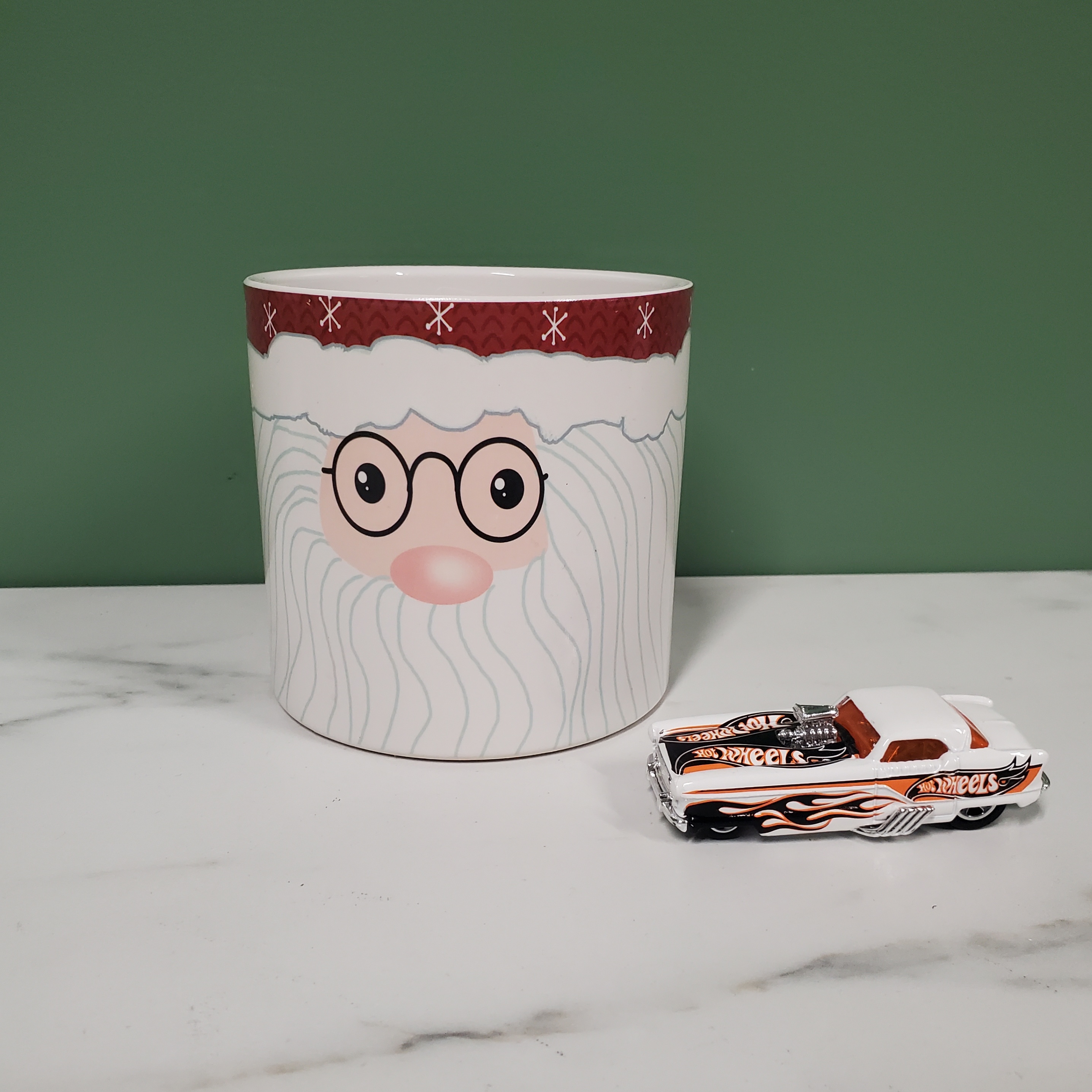 Santa Plant Pot Cover