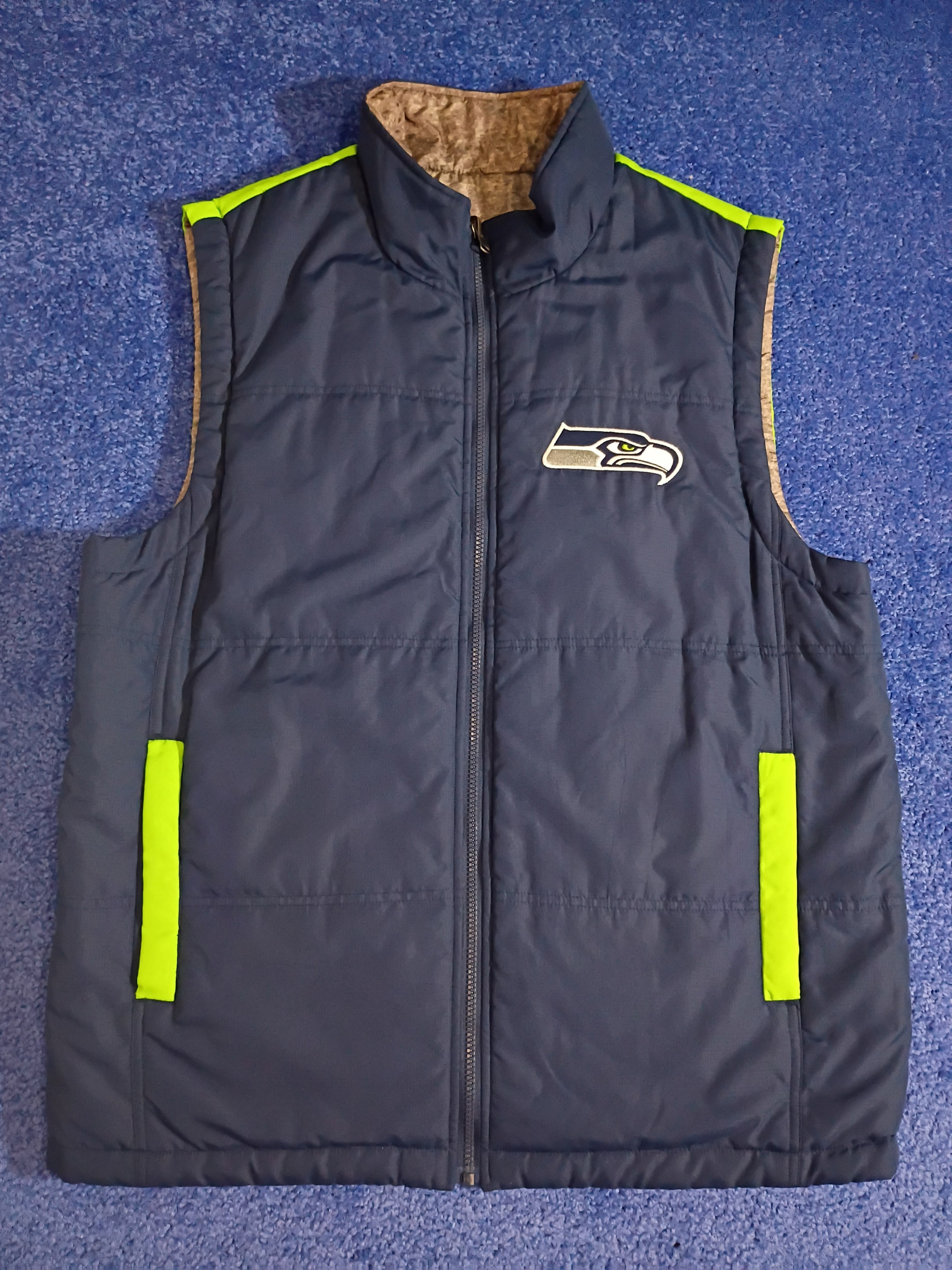 Large - Seahawks - Reversable Zip up Vest - Blue/Gray