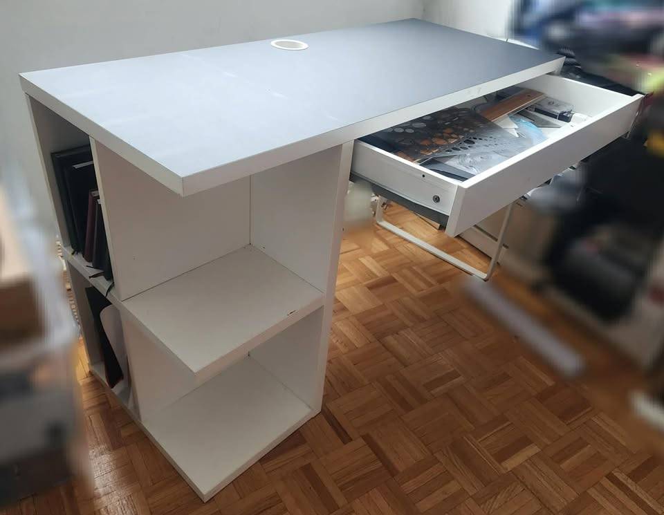 Ikea Desk (MICKE discontinued) - Disassembled/Wrapped - photo 2